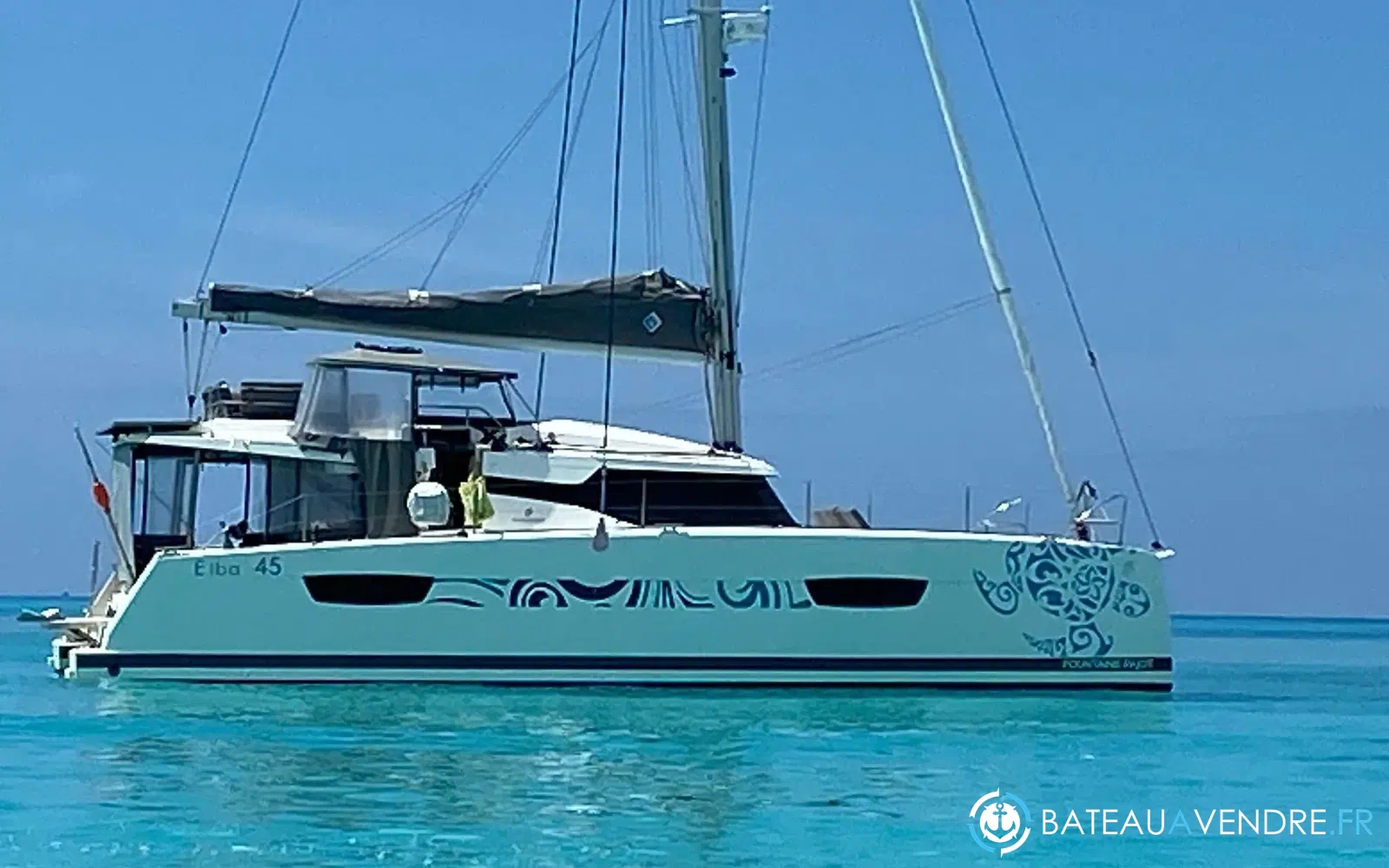 slider 2 Fountaine Pajot Elba 45