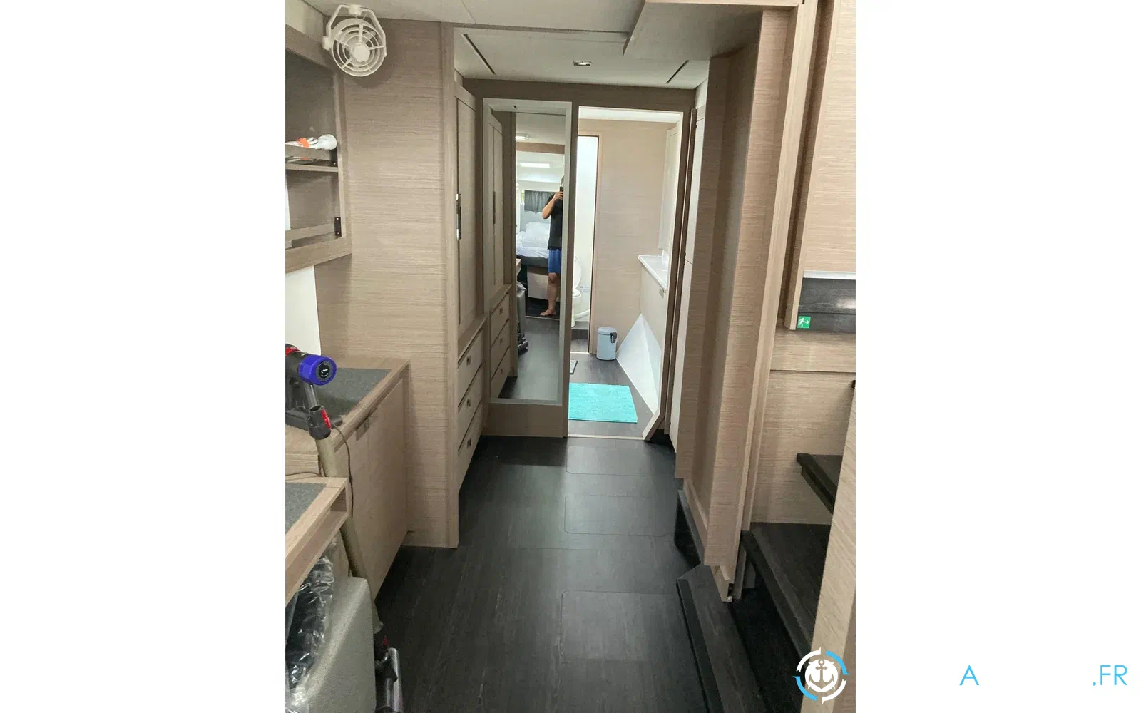 slider 32 Fountaine Pajot Elba 45
