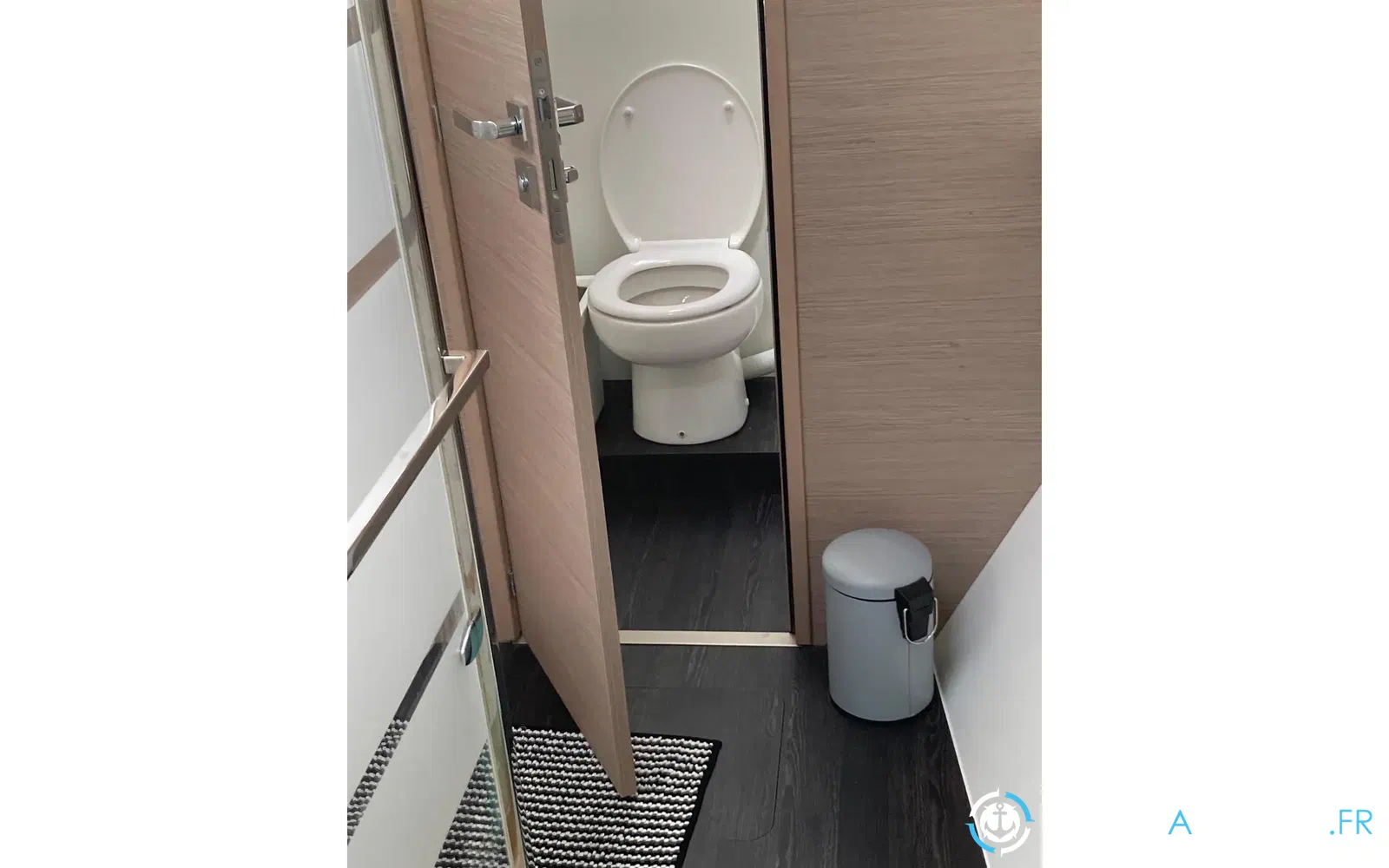 slider 33 Fountaine Pajot Elba 45