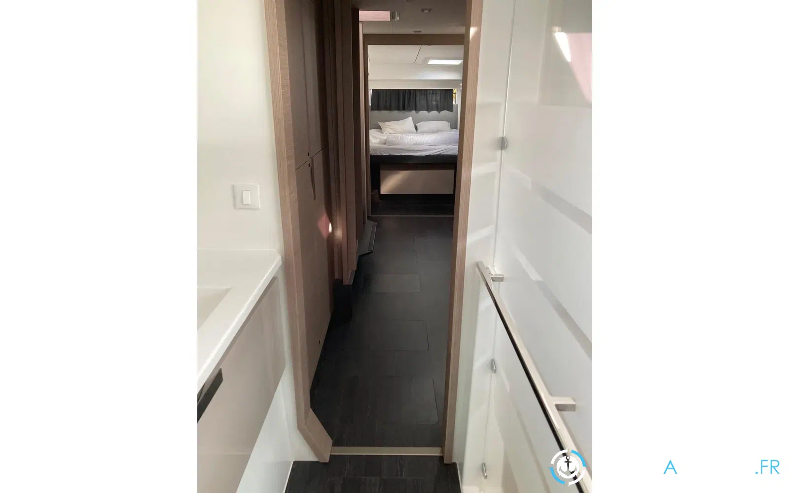 slider 37 Fountaine Pajot Elba 45
