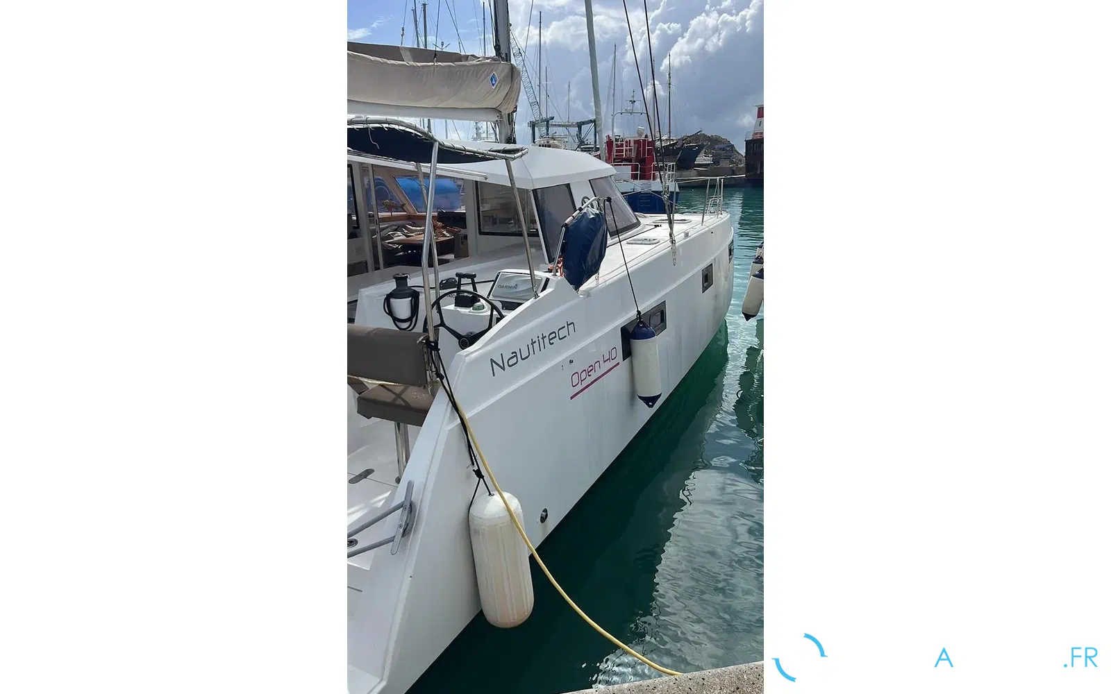 slider 2 Nautitech 40