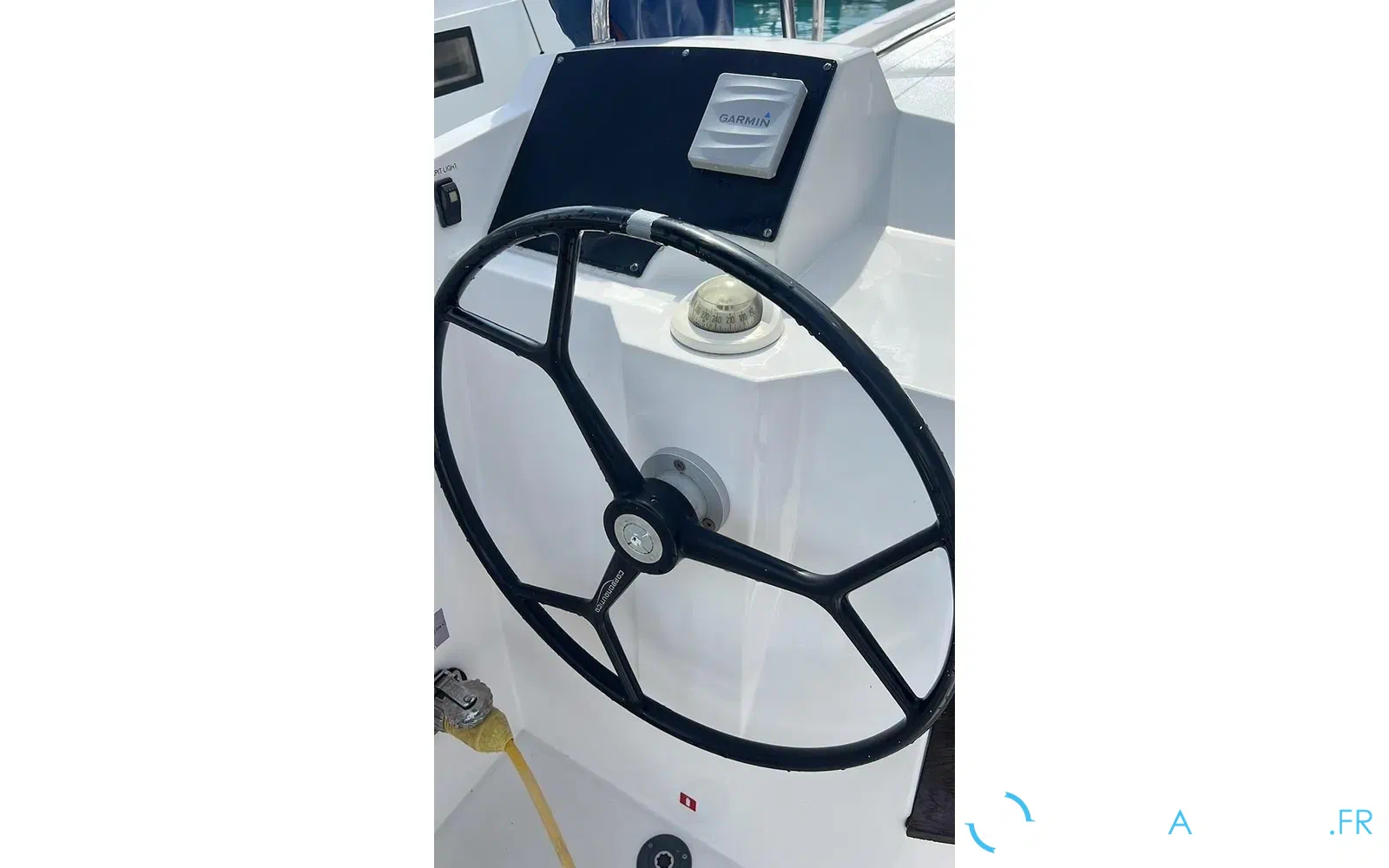 slider 5 Nautitech 40