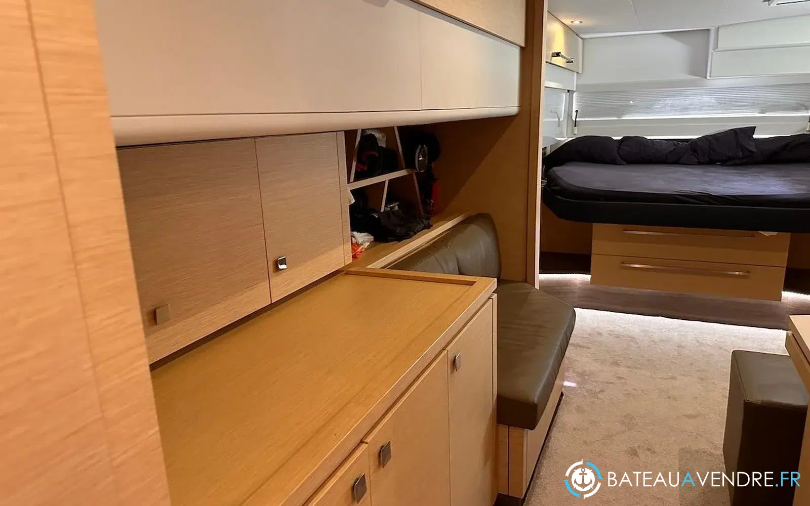 slider 102 Fountaine Pajot Ipanema 58