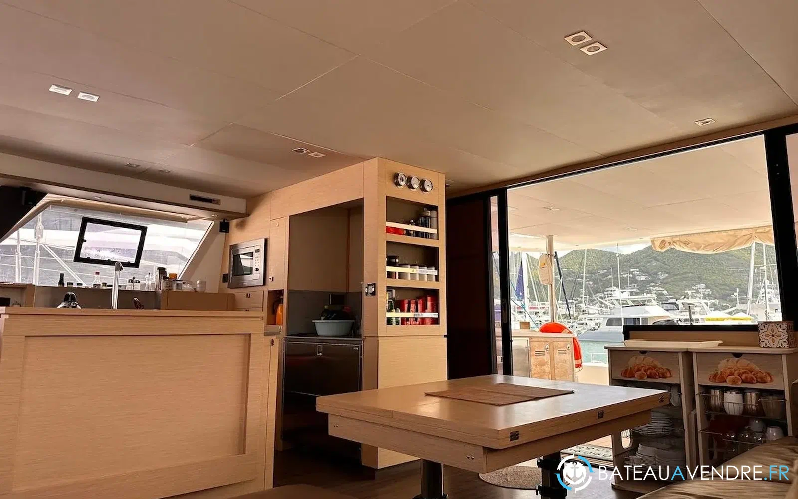 slider 126 Fountaine Pajot Ipanema 58