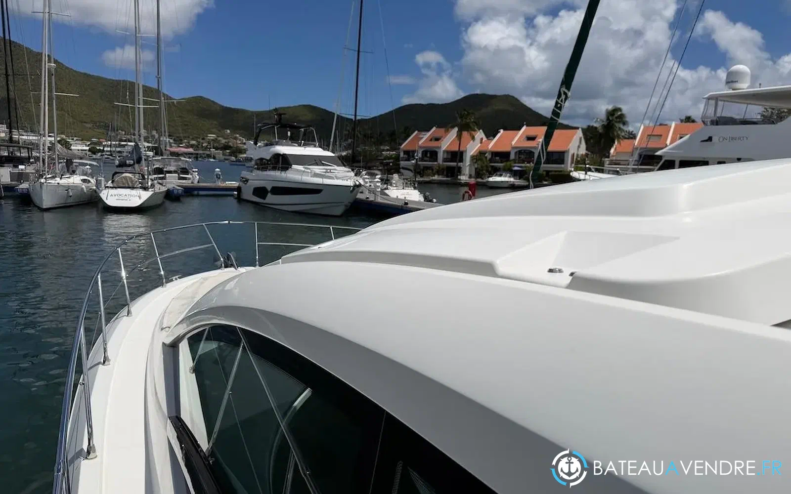 slider 12 Beneteau Gran Turismo 46
