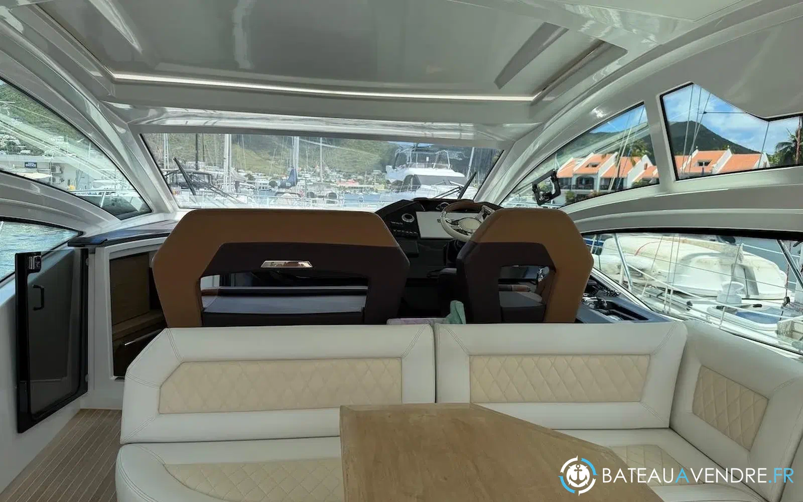 slider 35 Beneteau Gran Turismo 46