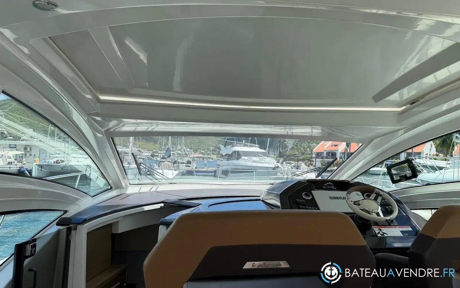 slider 38 Beneteau Gran Turismo 46