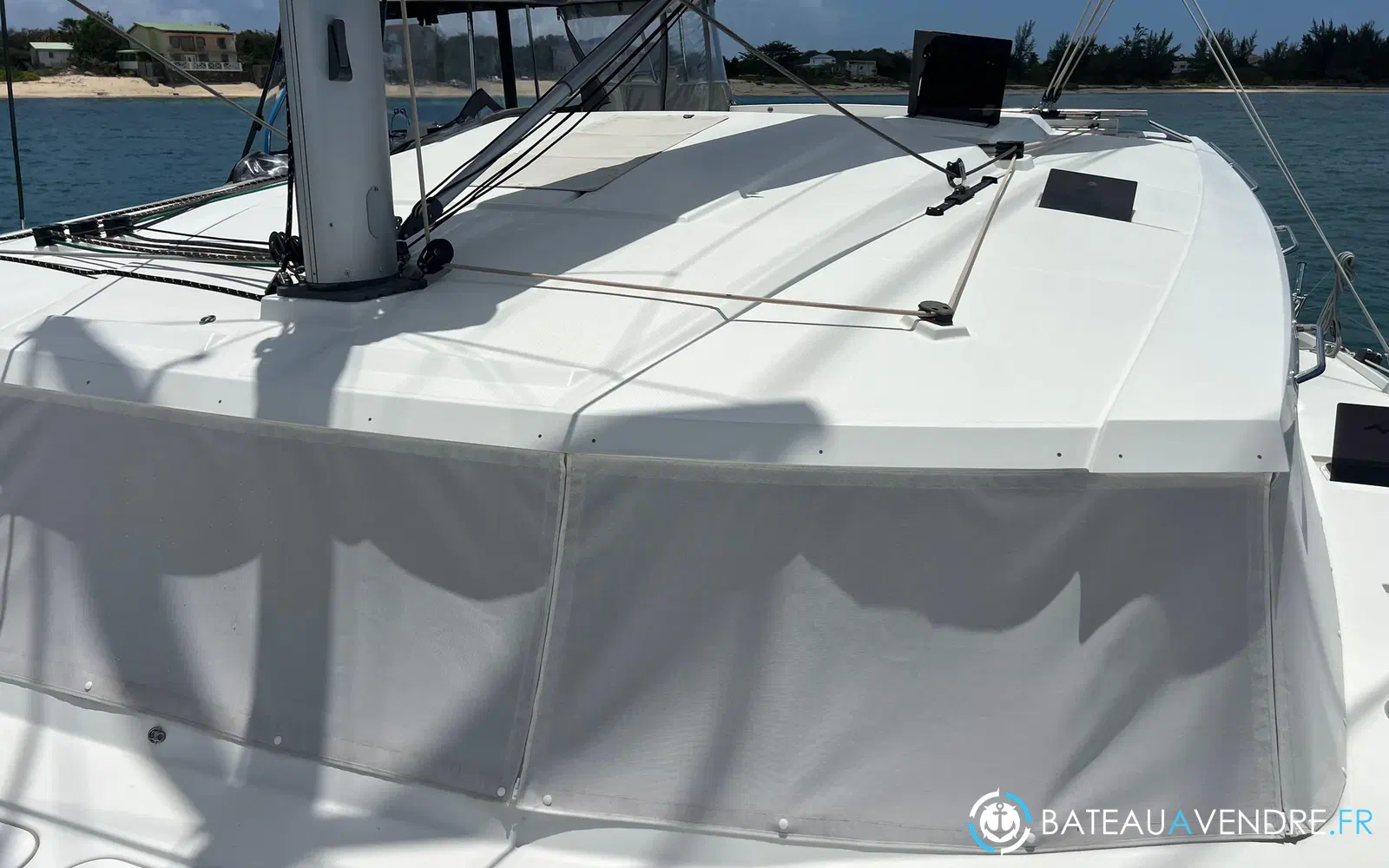 slider 9 Fountaine Pajot Astrea 42