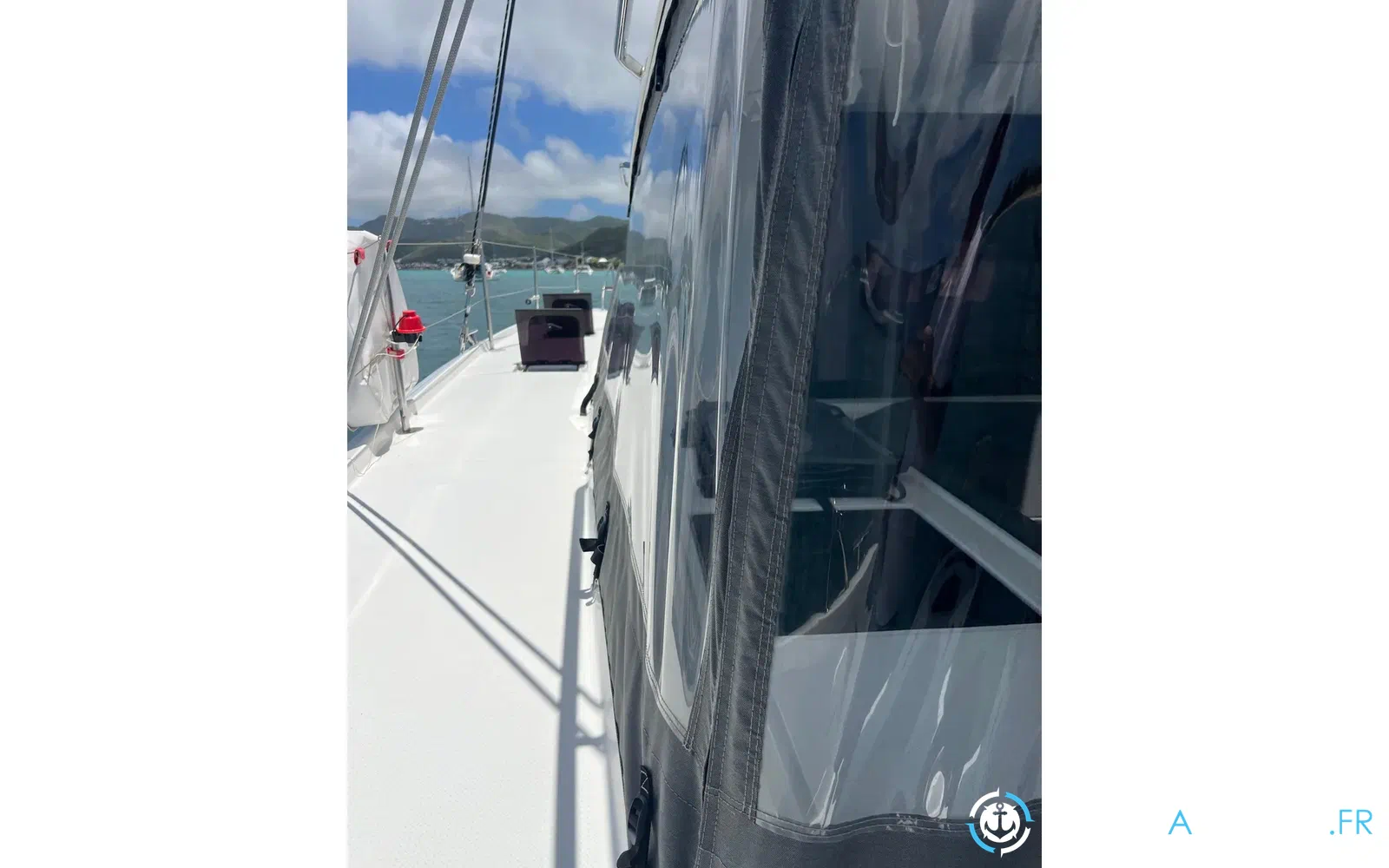 slider 15 Fountaine Pajot Astrea 42
