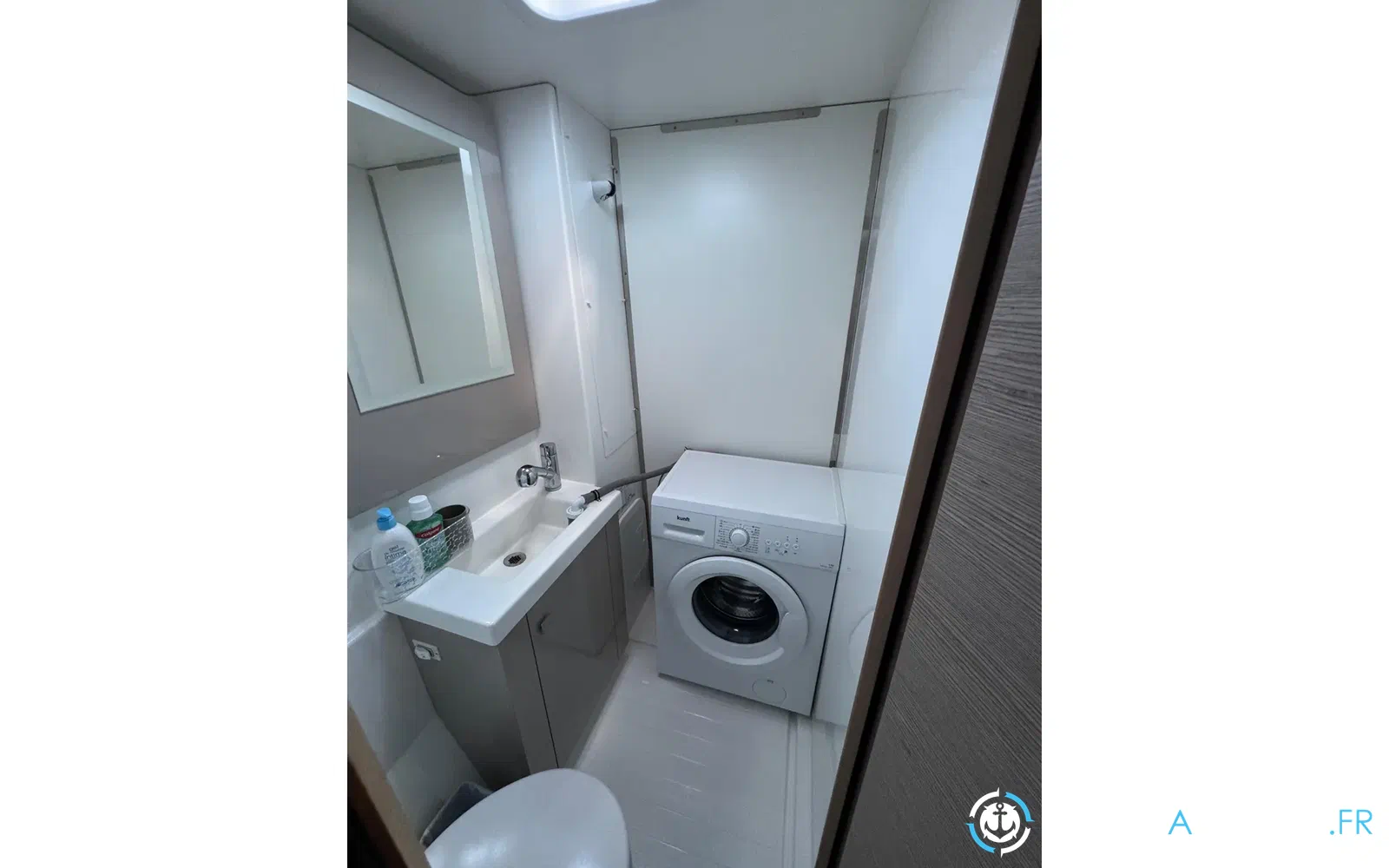 slider 26 Fountaine Pajot Astrea 42