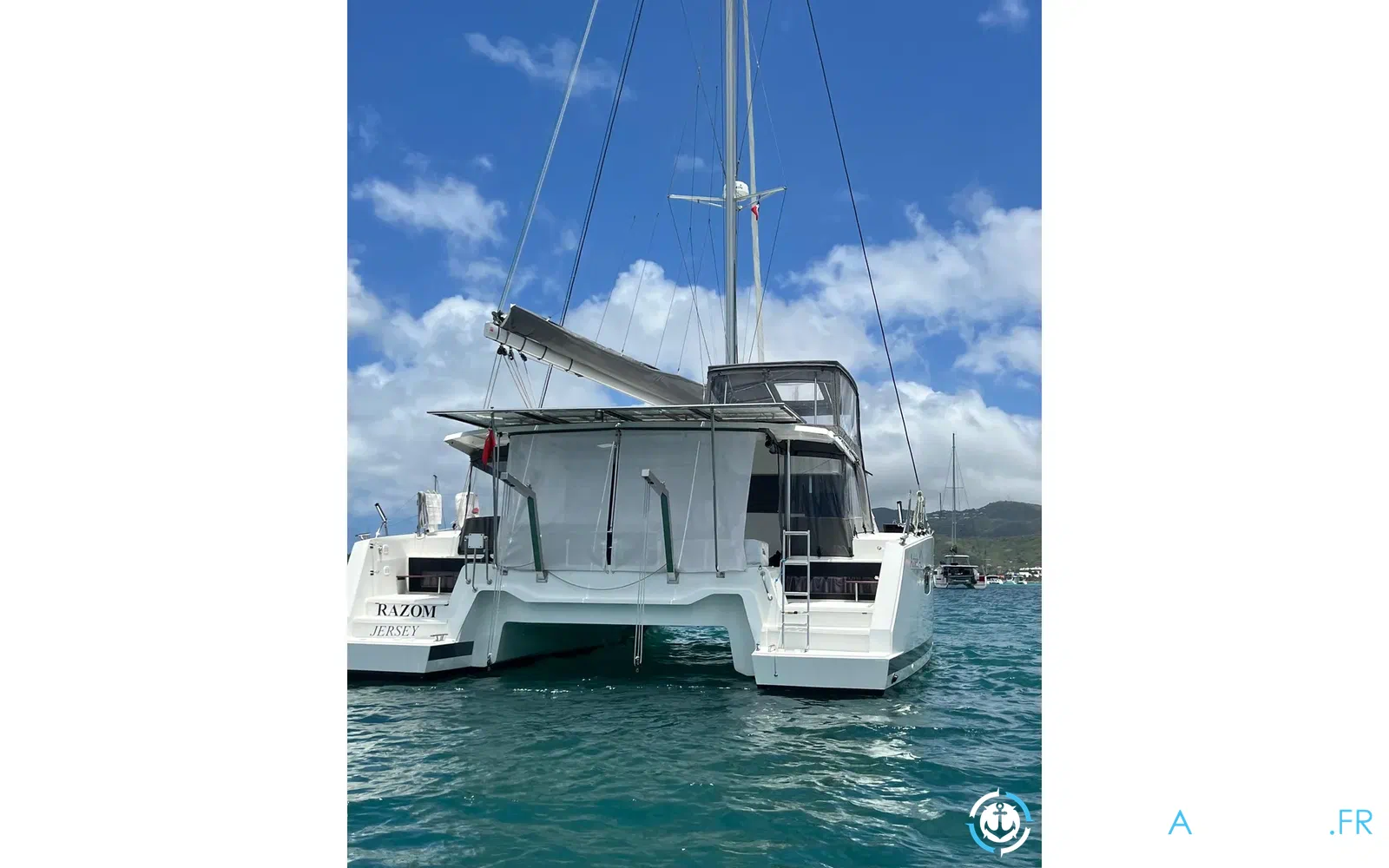 slider 3 Fountaine Pajot Astrea 42