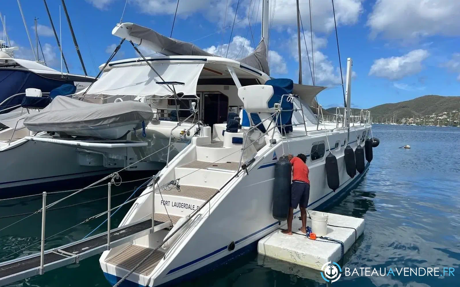 slider 4 Catana 582