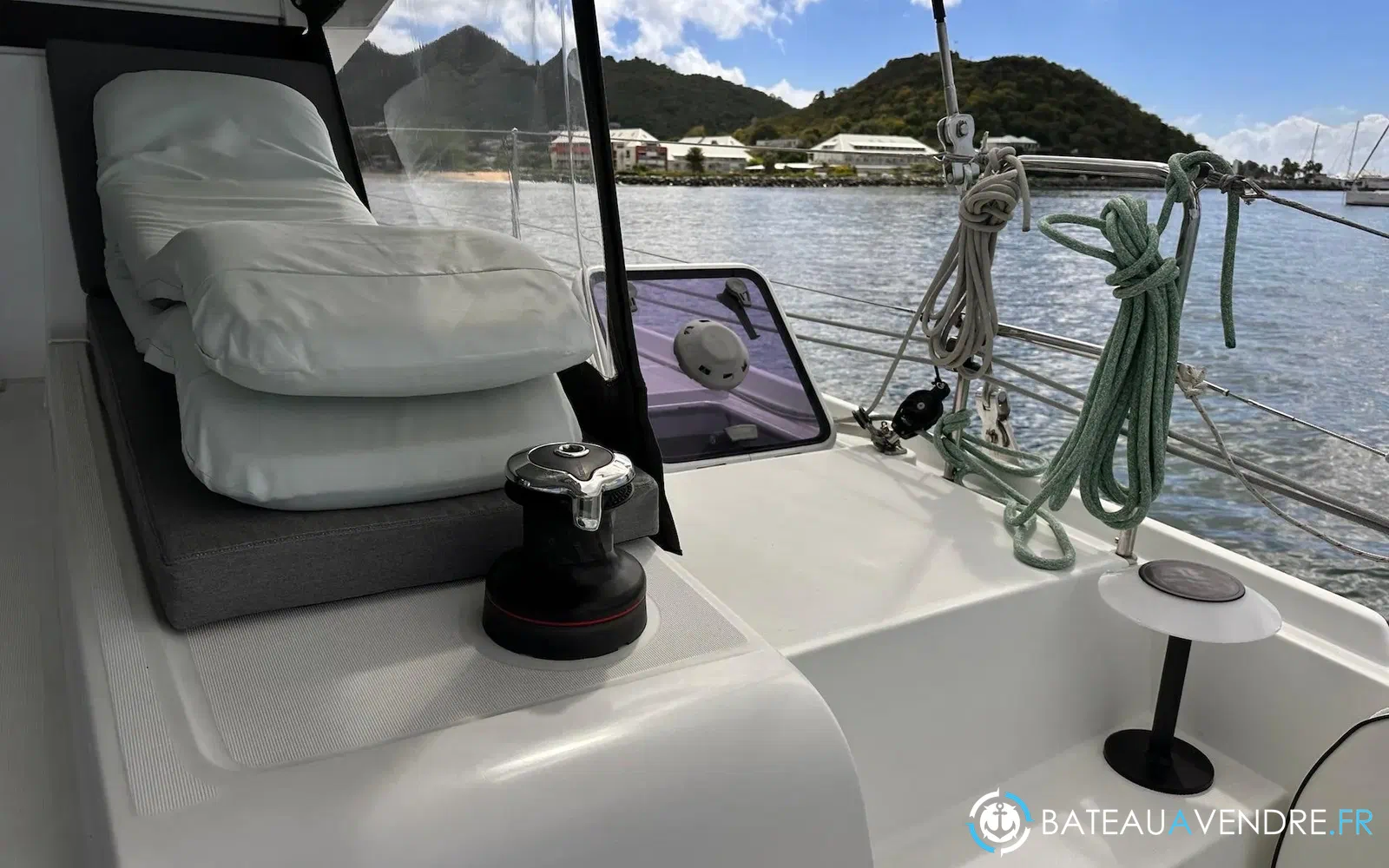slider 11 Lagoon 42