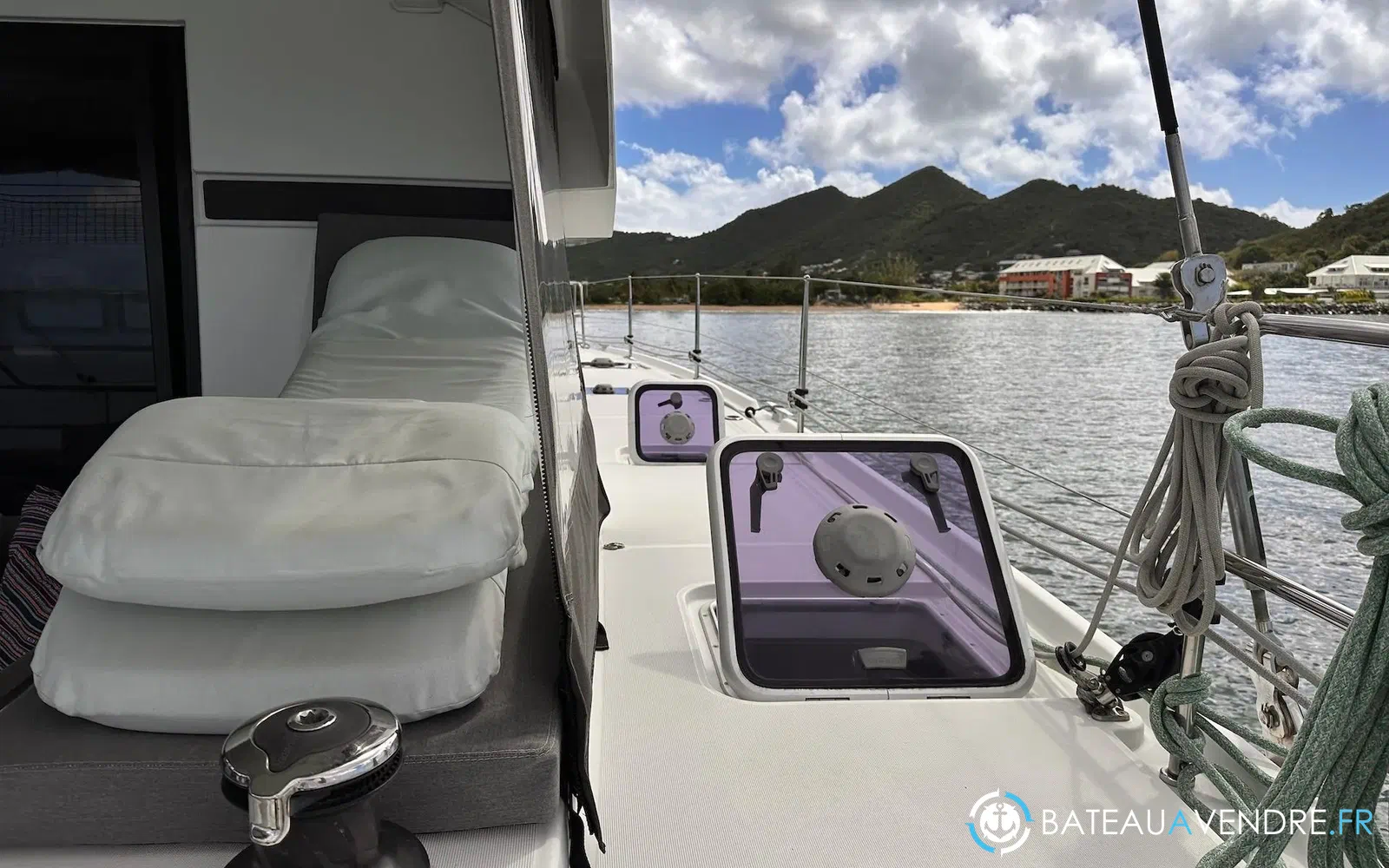 slider 12 Lagoon 42