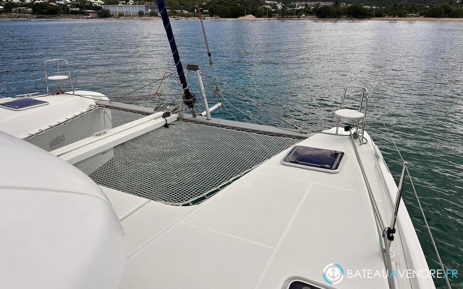 slider 22 Lagoon 42
