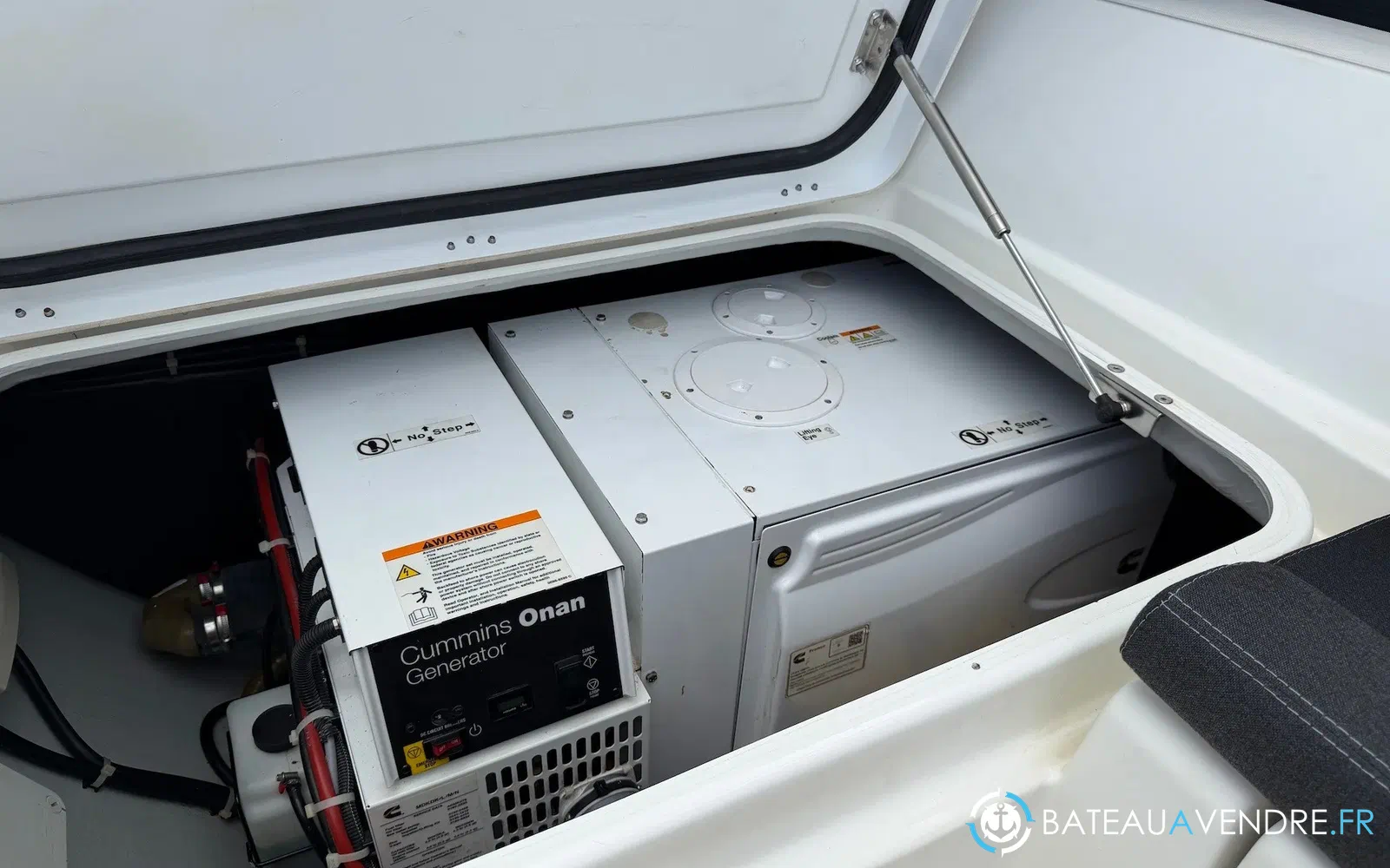 slider 33 Lagoon 450 Sport Top