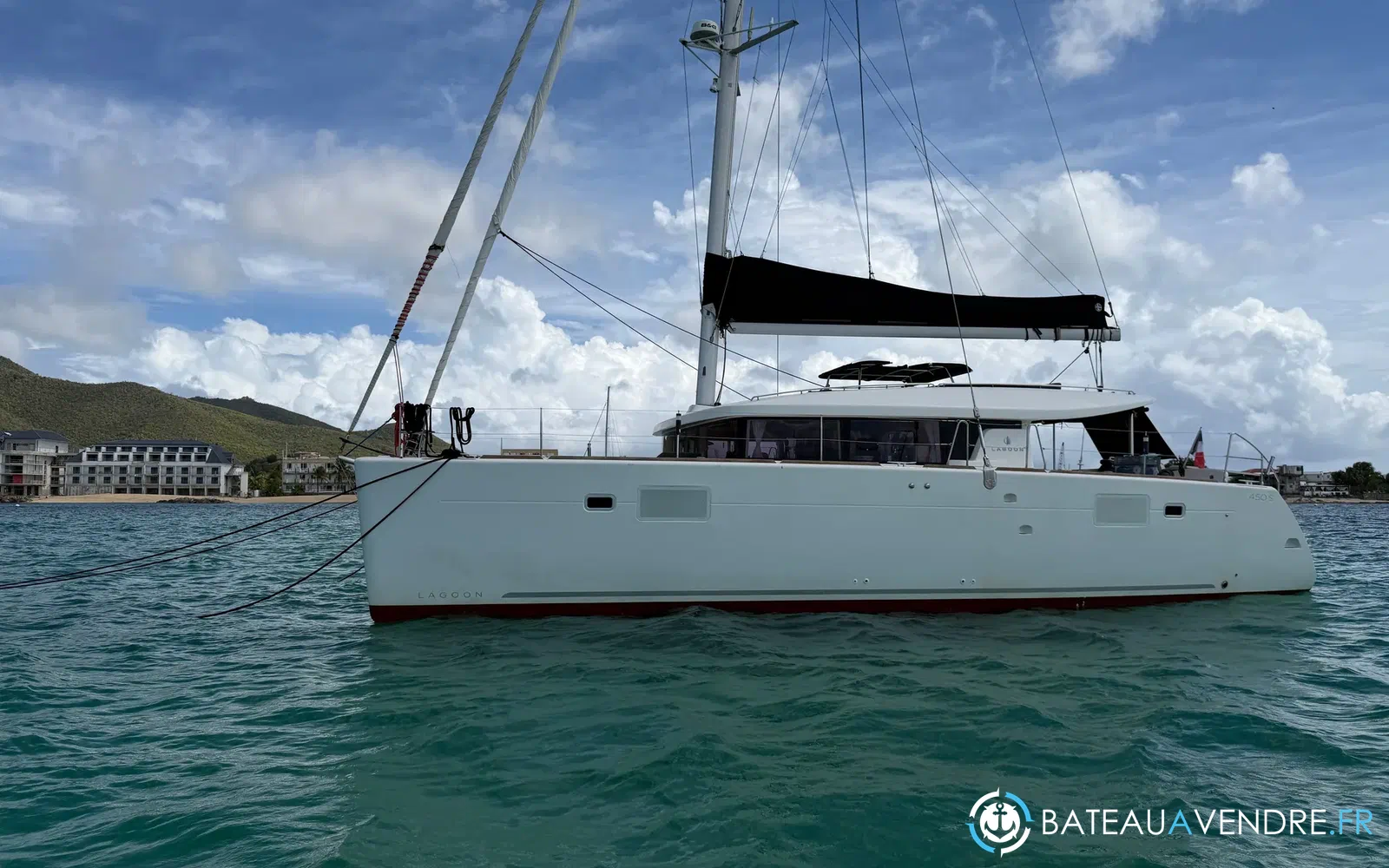slider 6 Lagoon 450 Sport Top