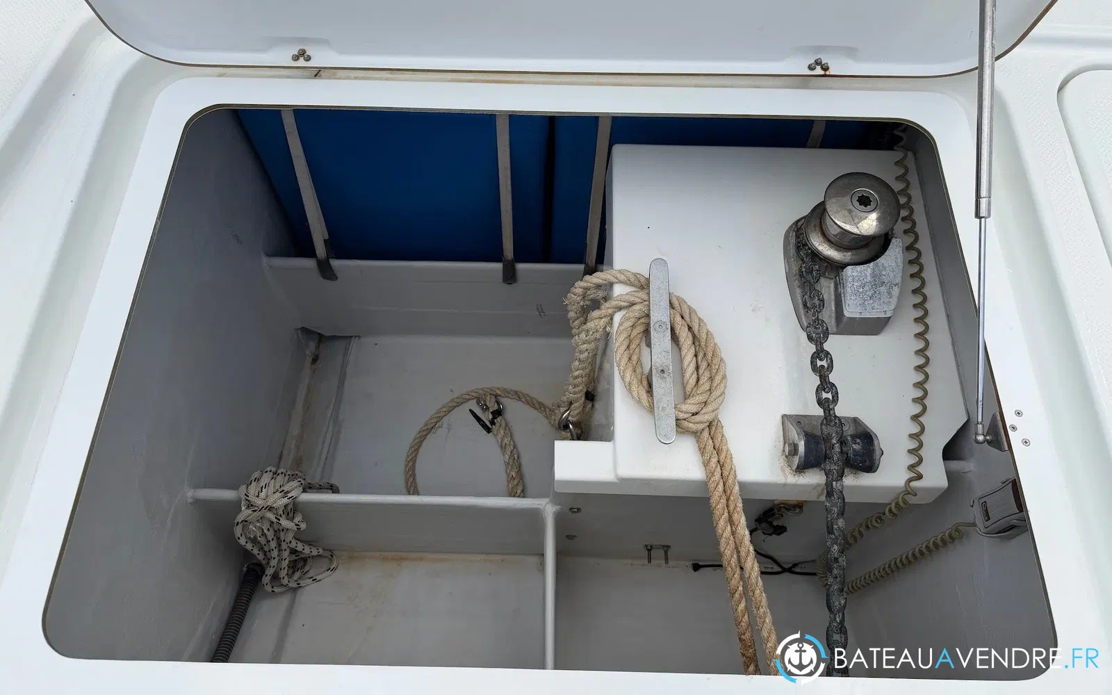 slider 20 Fountaine Pajot Astrea 42