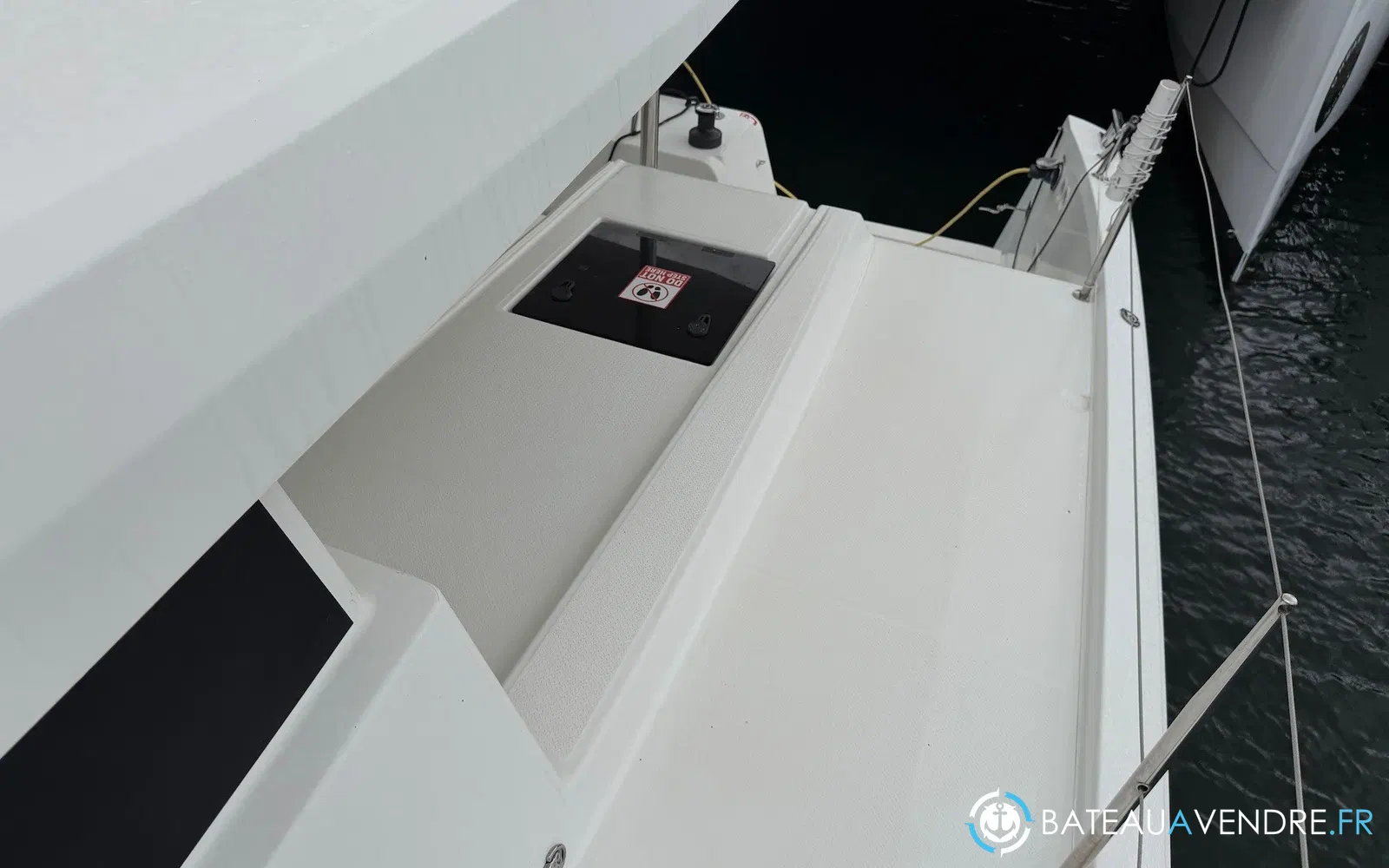 slider 27 Fountaine Pajot Astrea 42