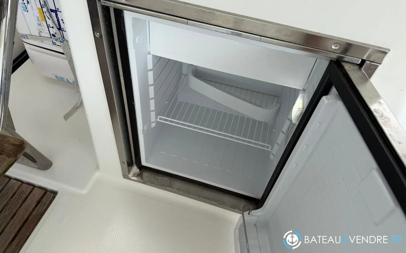 slider 30 Fountaine Pajot Astrea 42