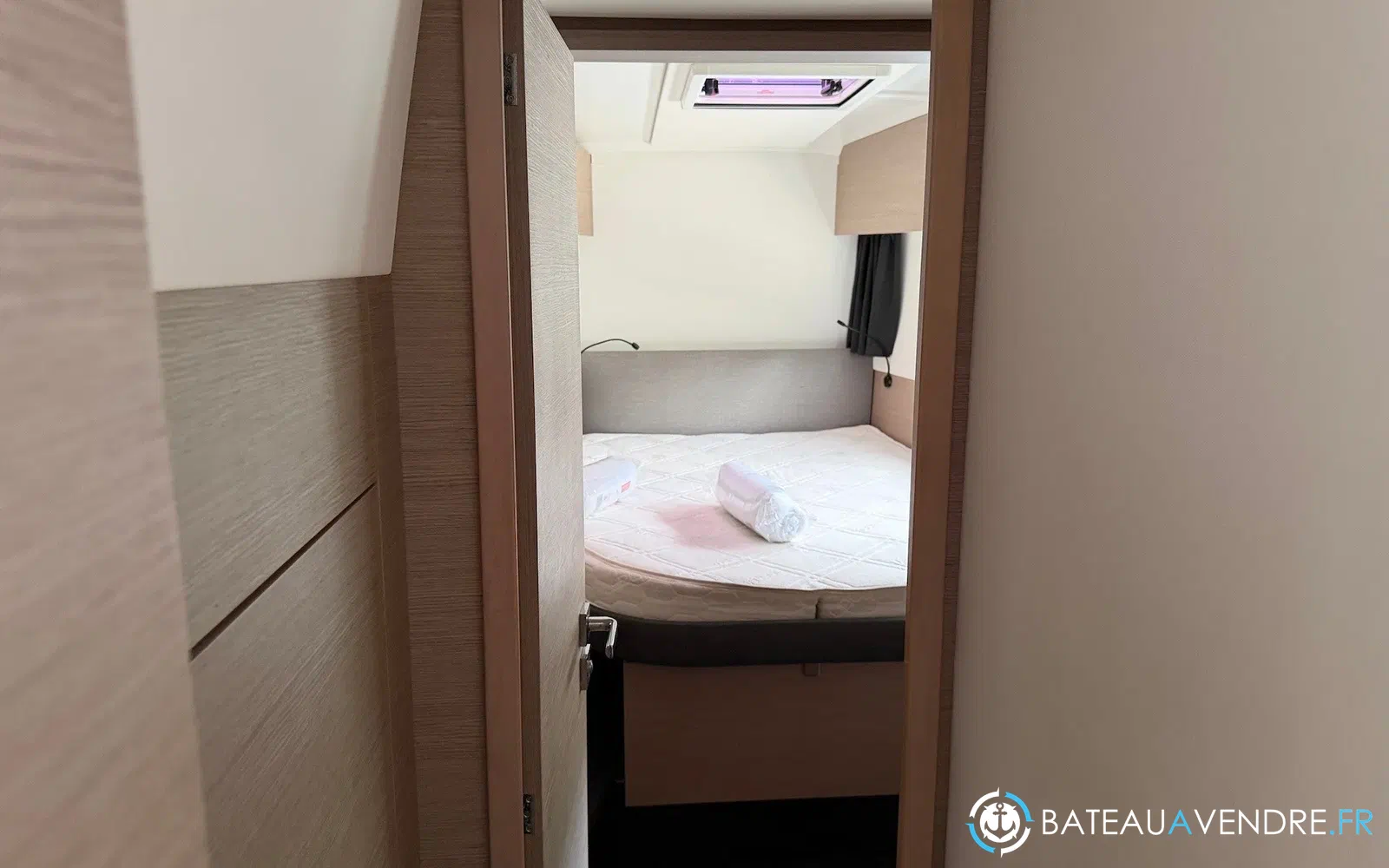 slider 47 Fountaine Pajot Astrea 42