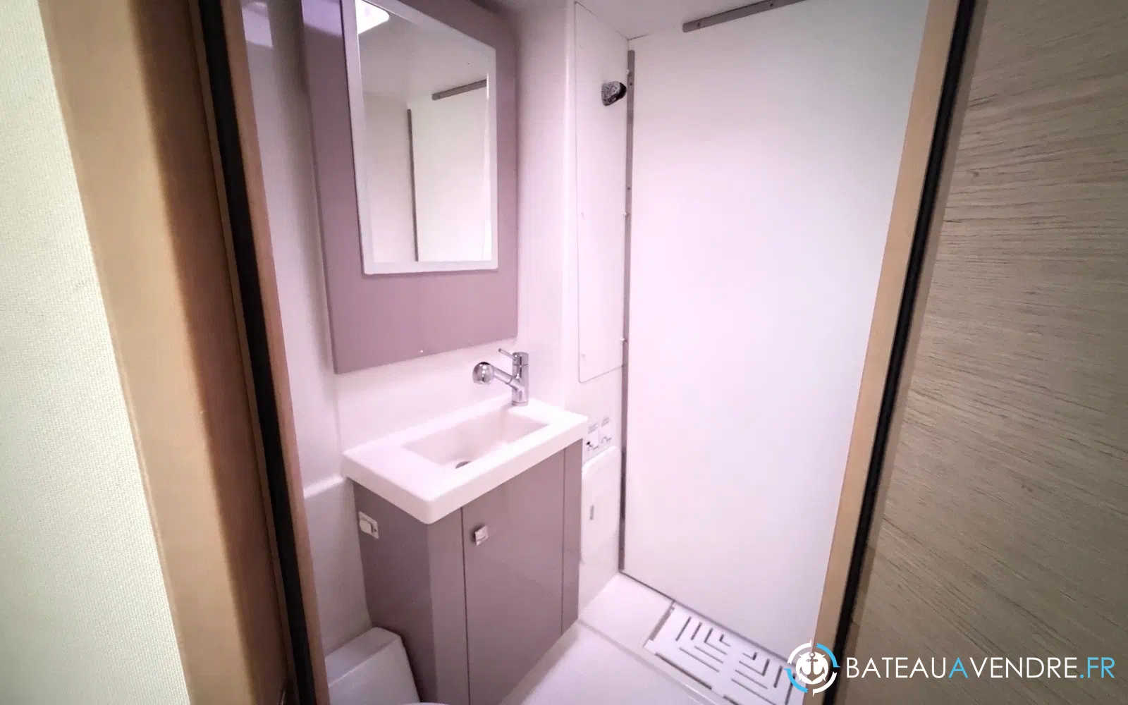 slider 50 Fountaine Pajot Astrea 42
