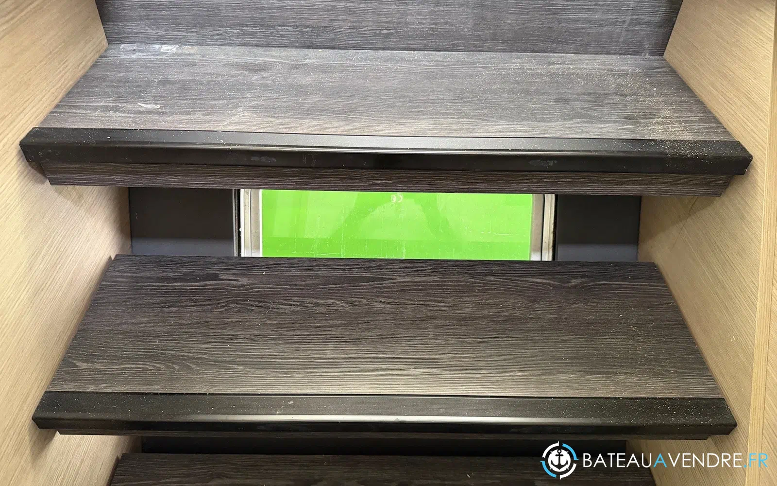 slider 55 Fountaine Pajot Astrea 42