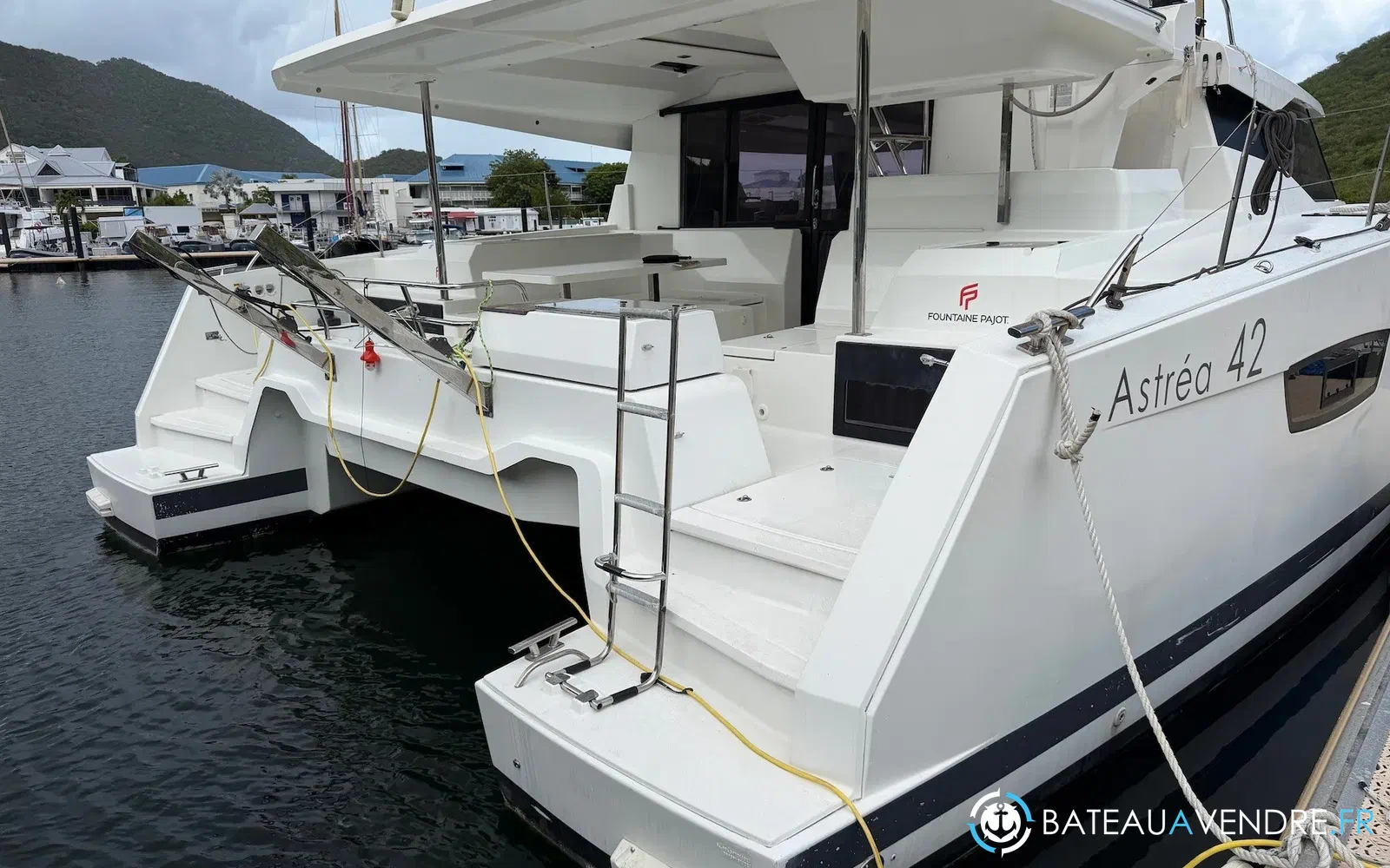 slider 6 Fountaine Pajot Astrea 42