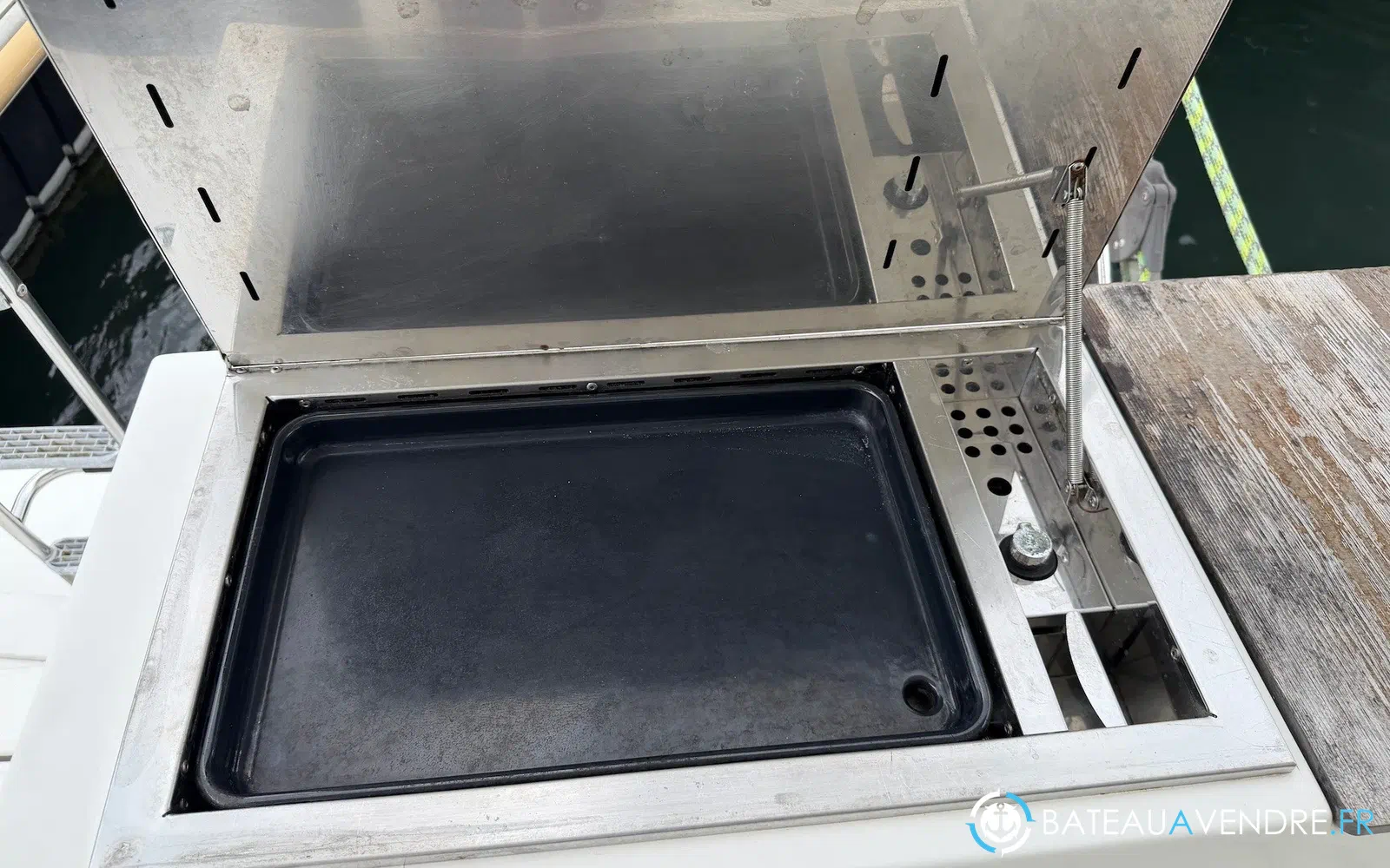 slider 72 Fountaine Pajot Astrea 42