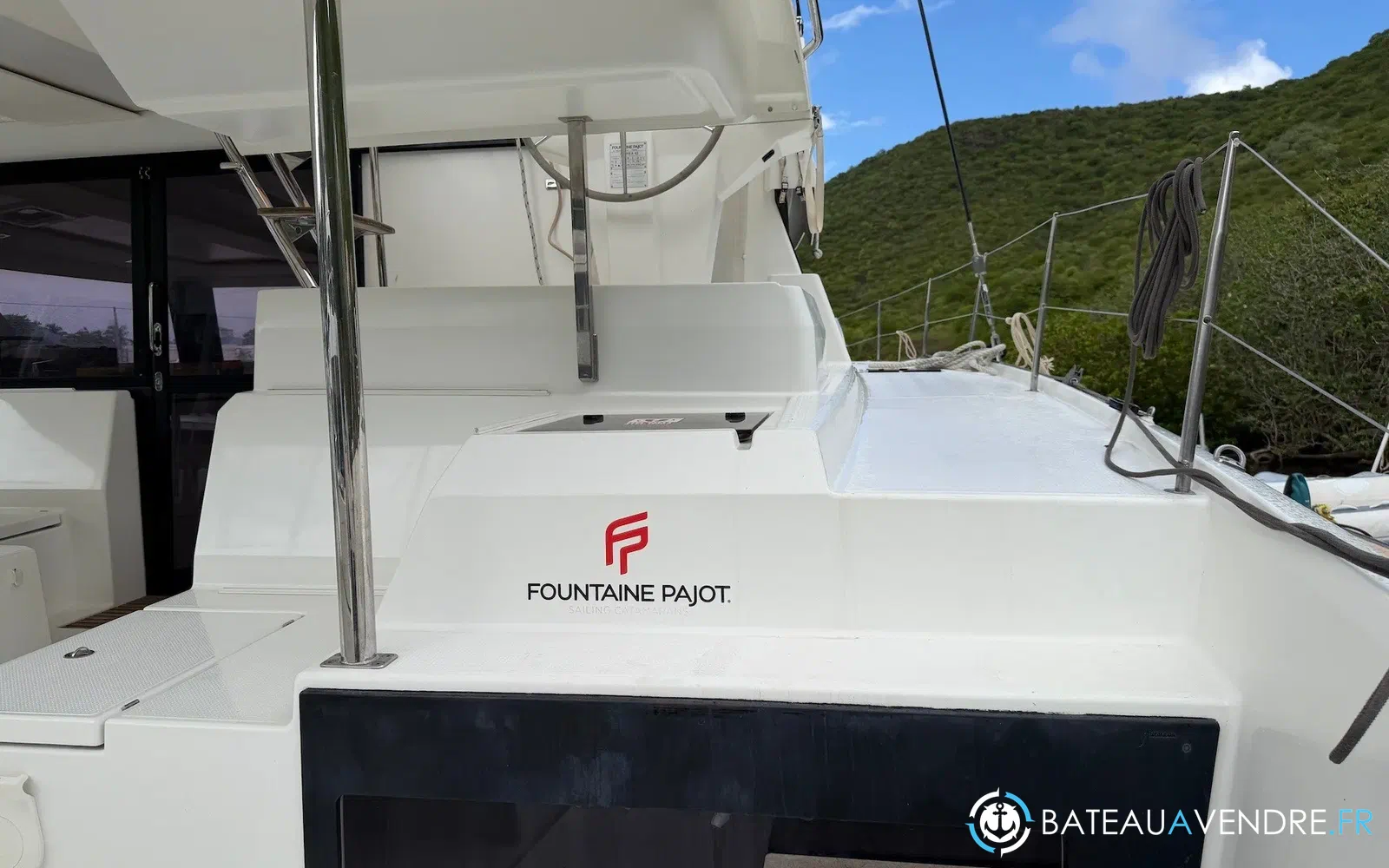 slider 7 Fountaine Pajot Astrea 42
