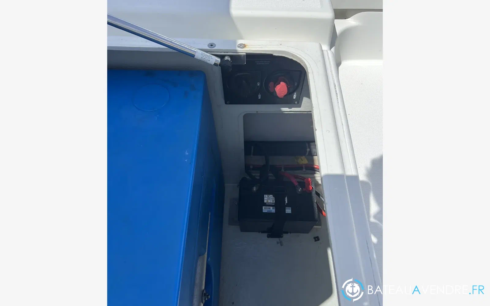 slider 18 Lagoon 46