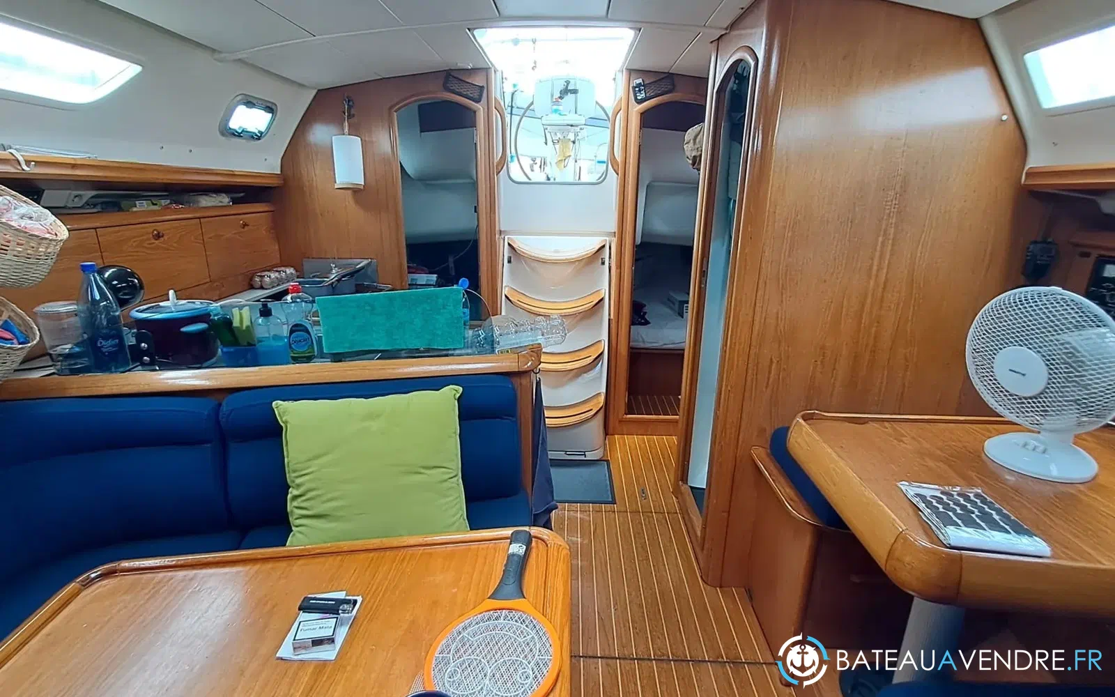 slider 13 Jeanneau Sun Odyssey 37