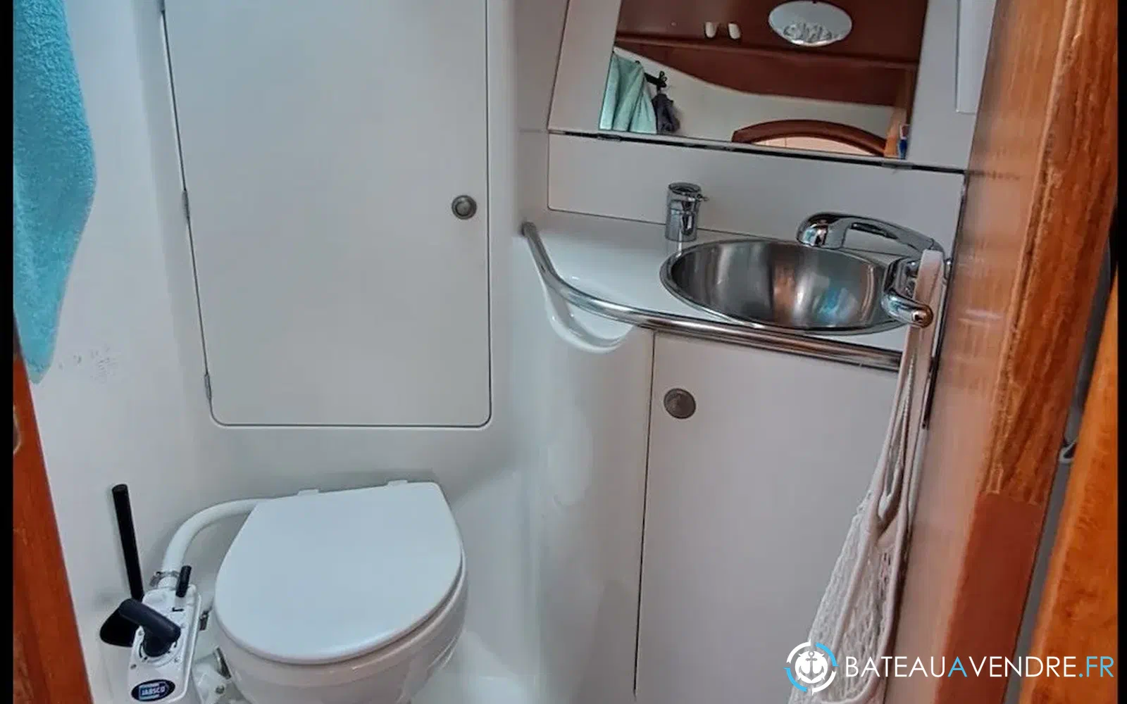slider 17 Jeanneau Sun Odyssey 37