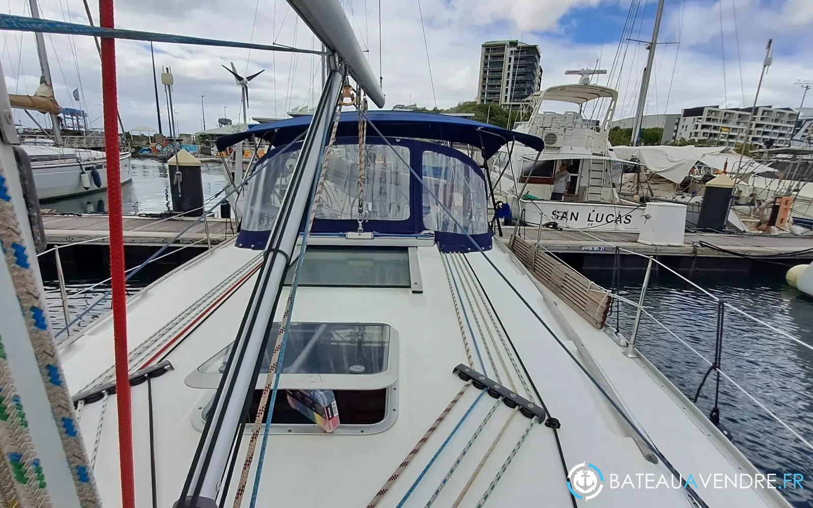 slider 5 Jeanneau Sun Odyssey 37