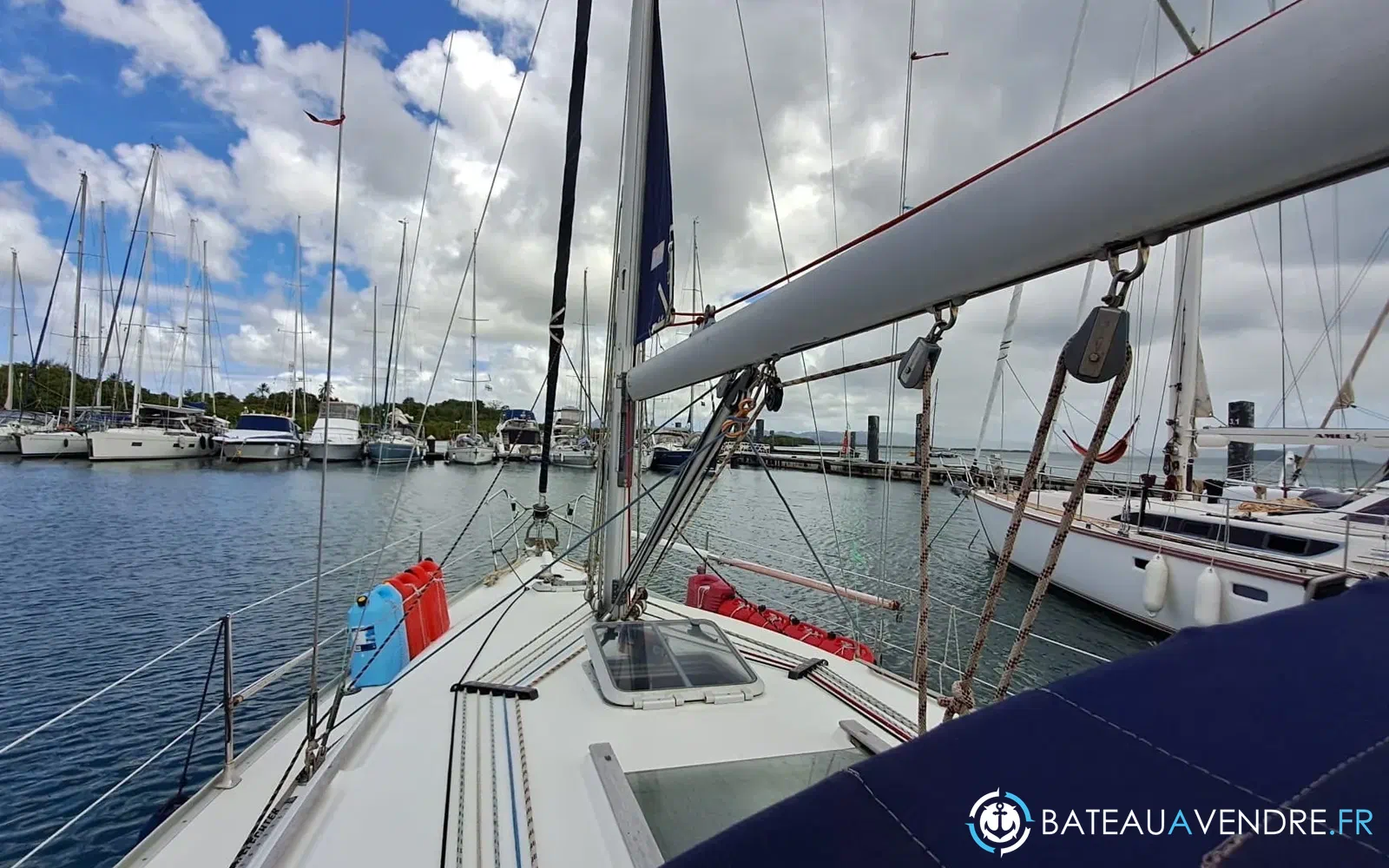 slider 6 Jeanneau Sun Odyssey 37