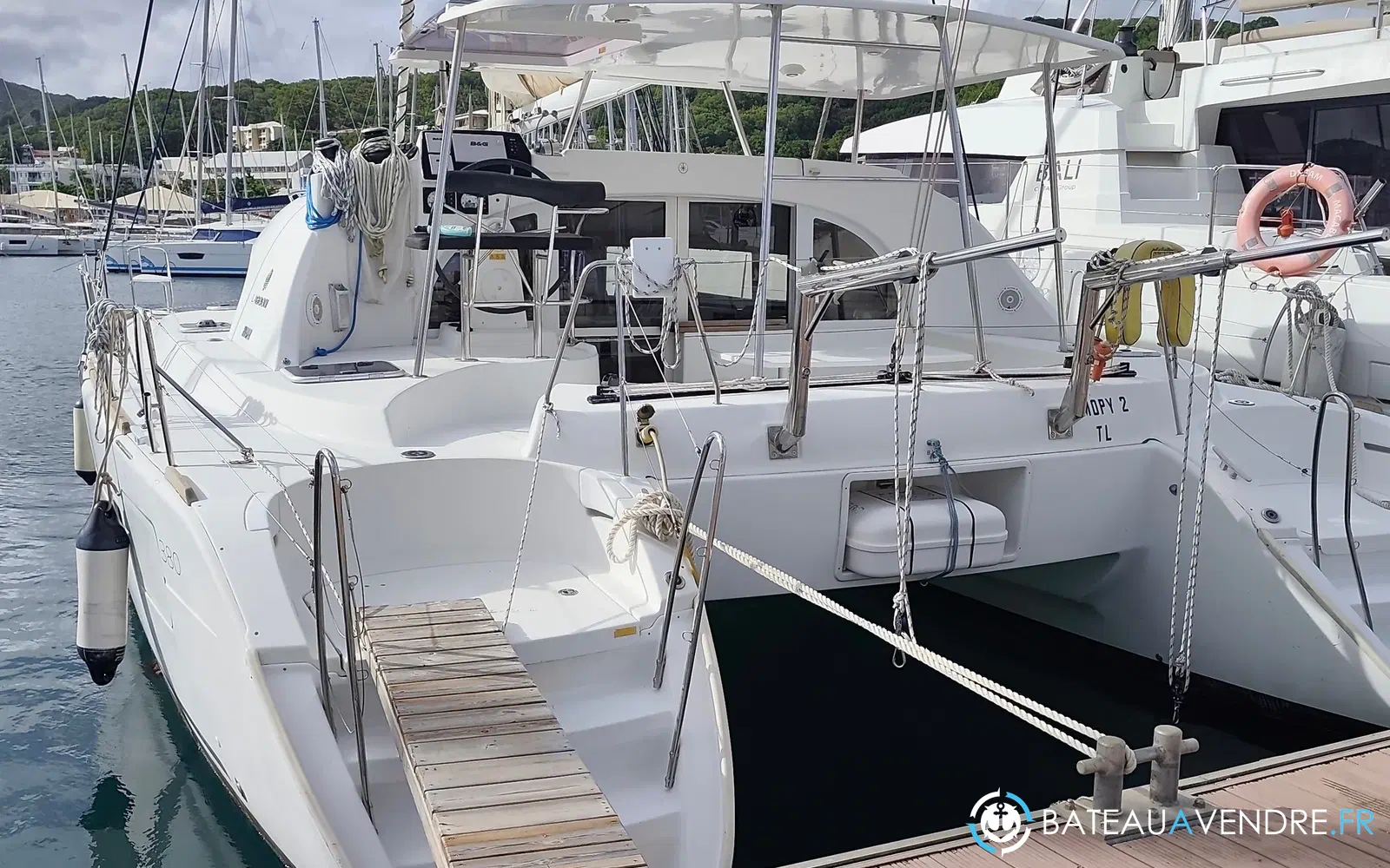 slider 3 Lagoon 380 S2