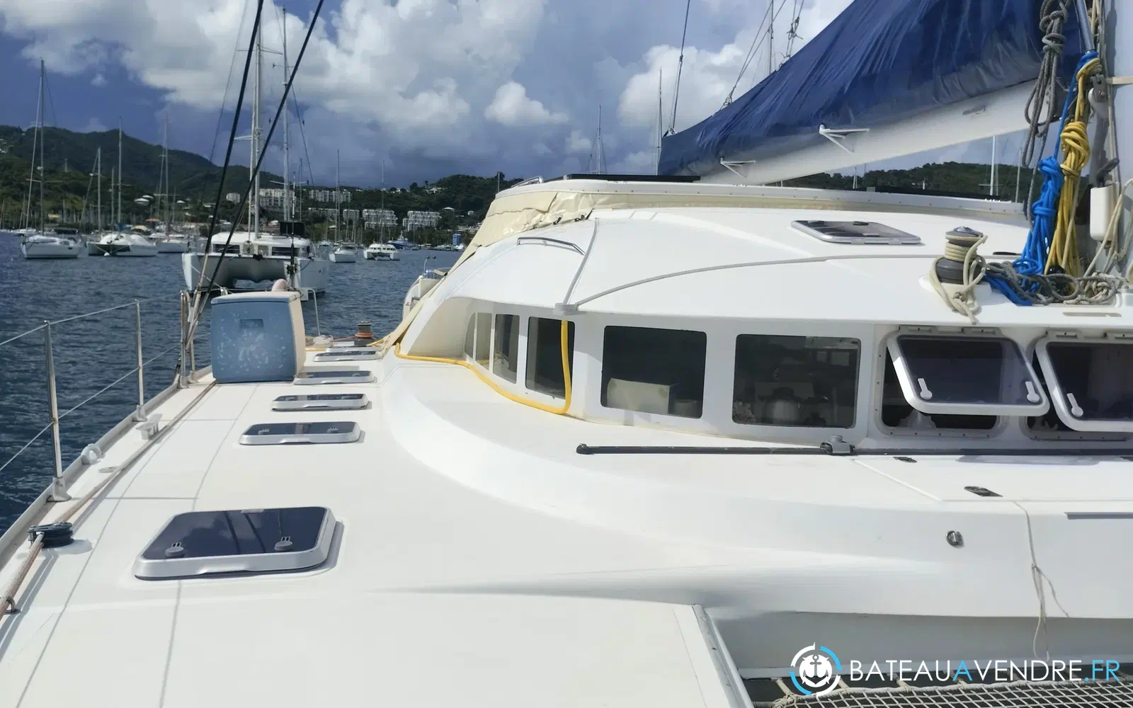 slider 9 Lagoon 570