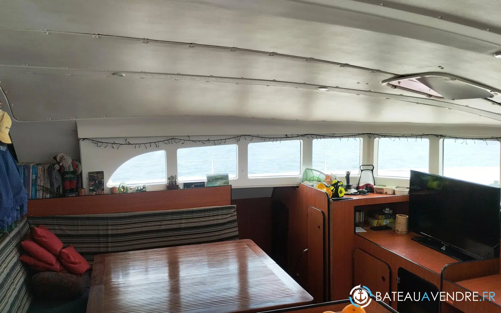 slider 27 Lagoon 570