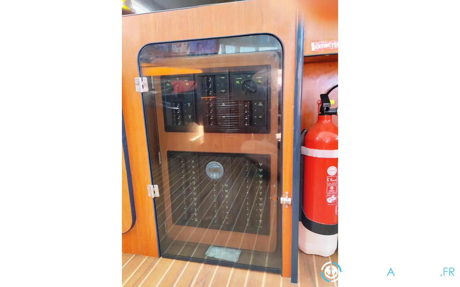 slider 30 Lagoon 570