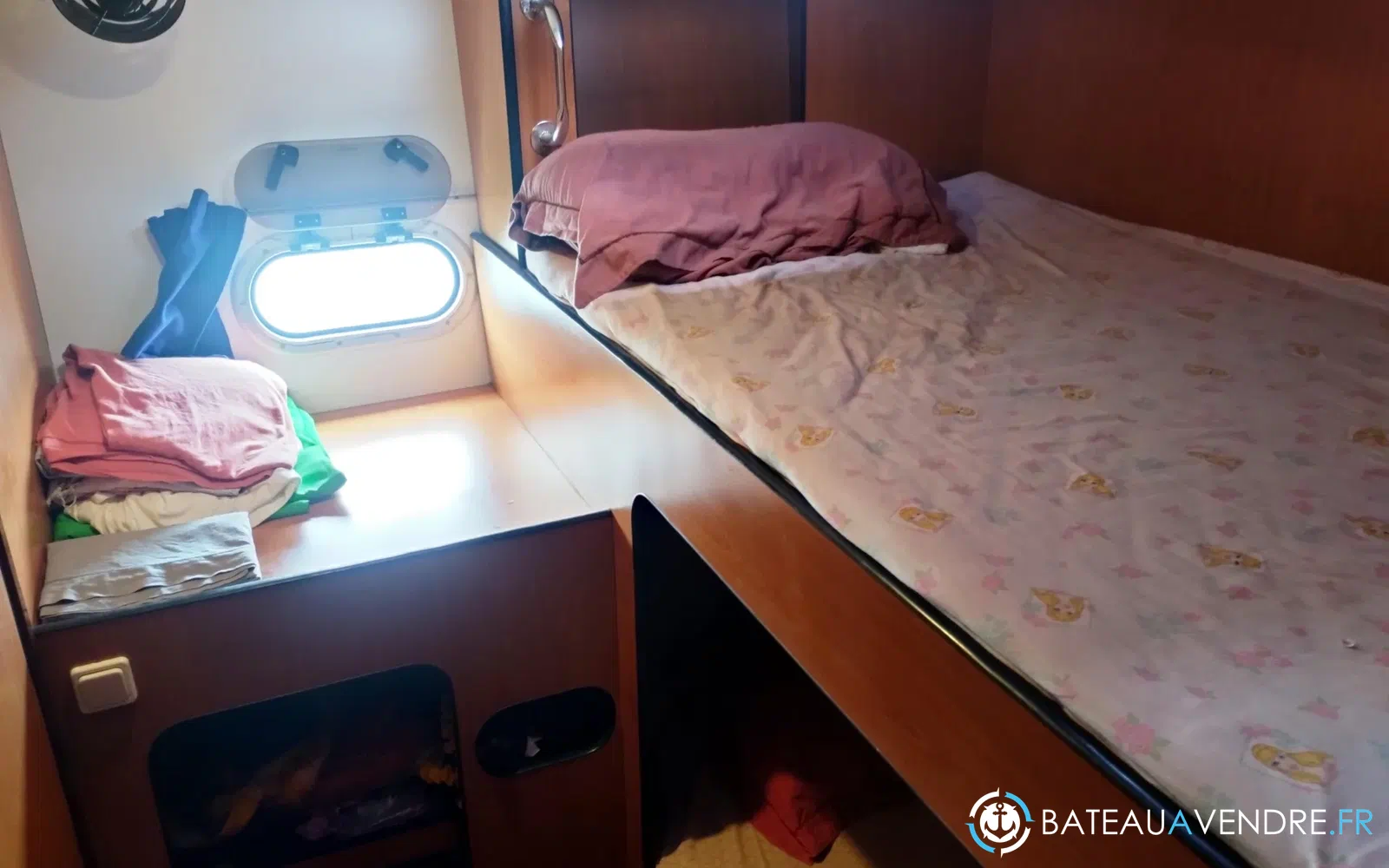 slider 39 Lagoon 570