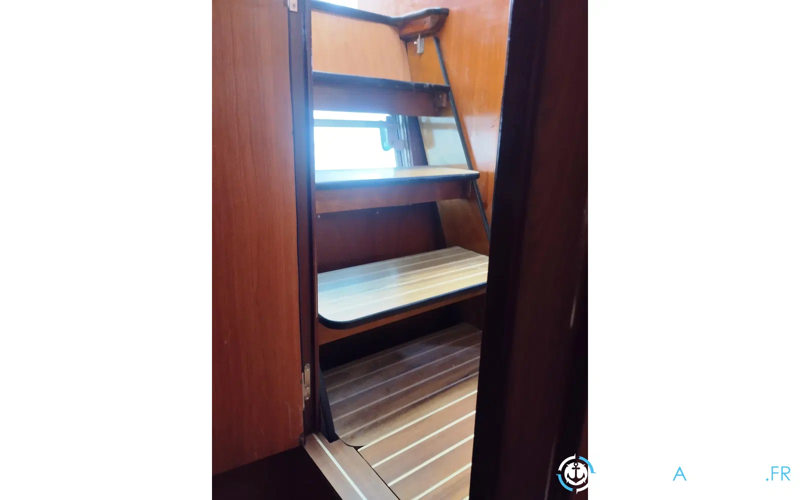 slider 41 Lagoon 570