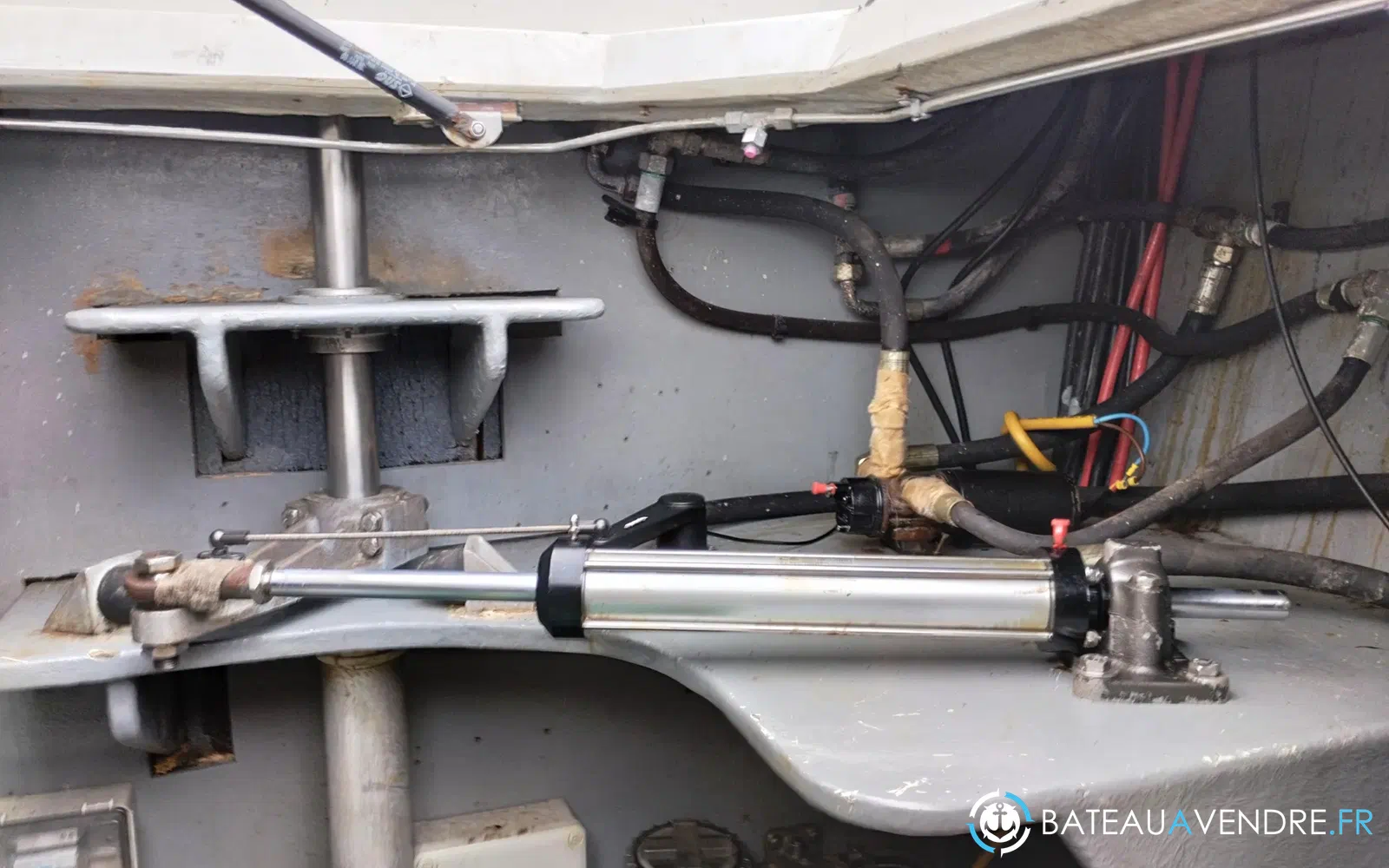 slider 73 Lagoon 570