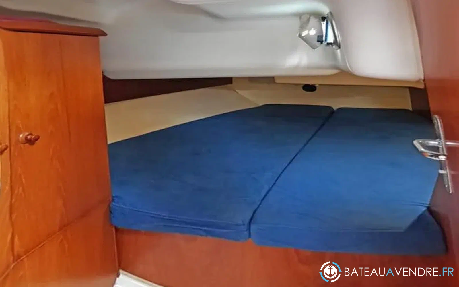 slider 23 Jeanneau Sun Odyssey 40