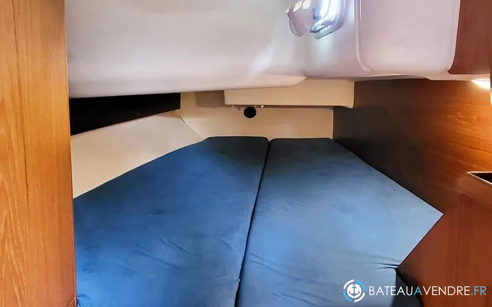 slider 24 Jeanneau Sun Odyssey 40