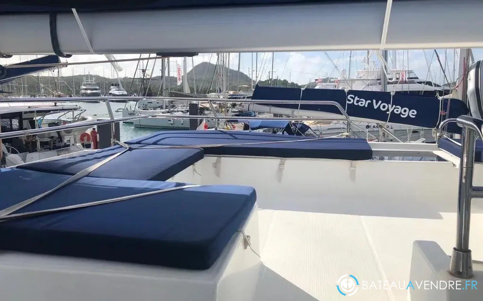 slider 19 Fountaine Pajot Saba 50