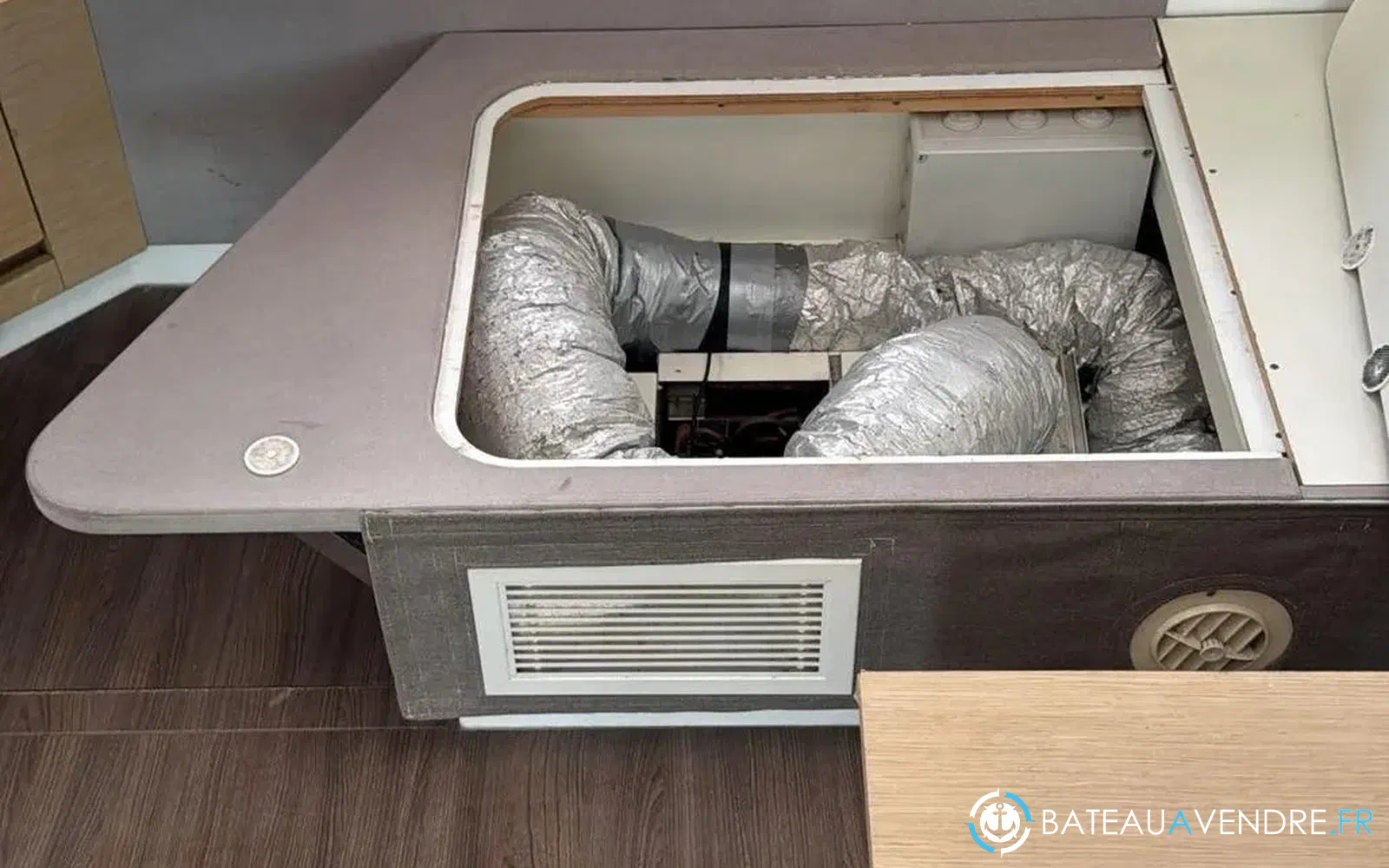 slider 27 Fountaine Pajot Saba 50