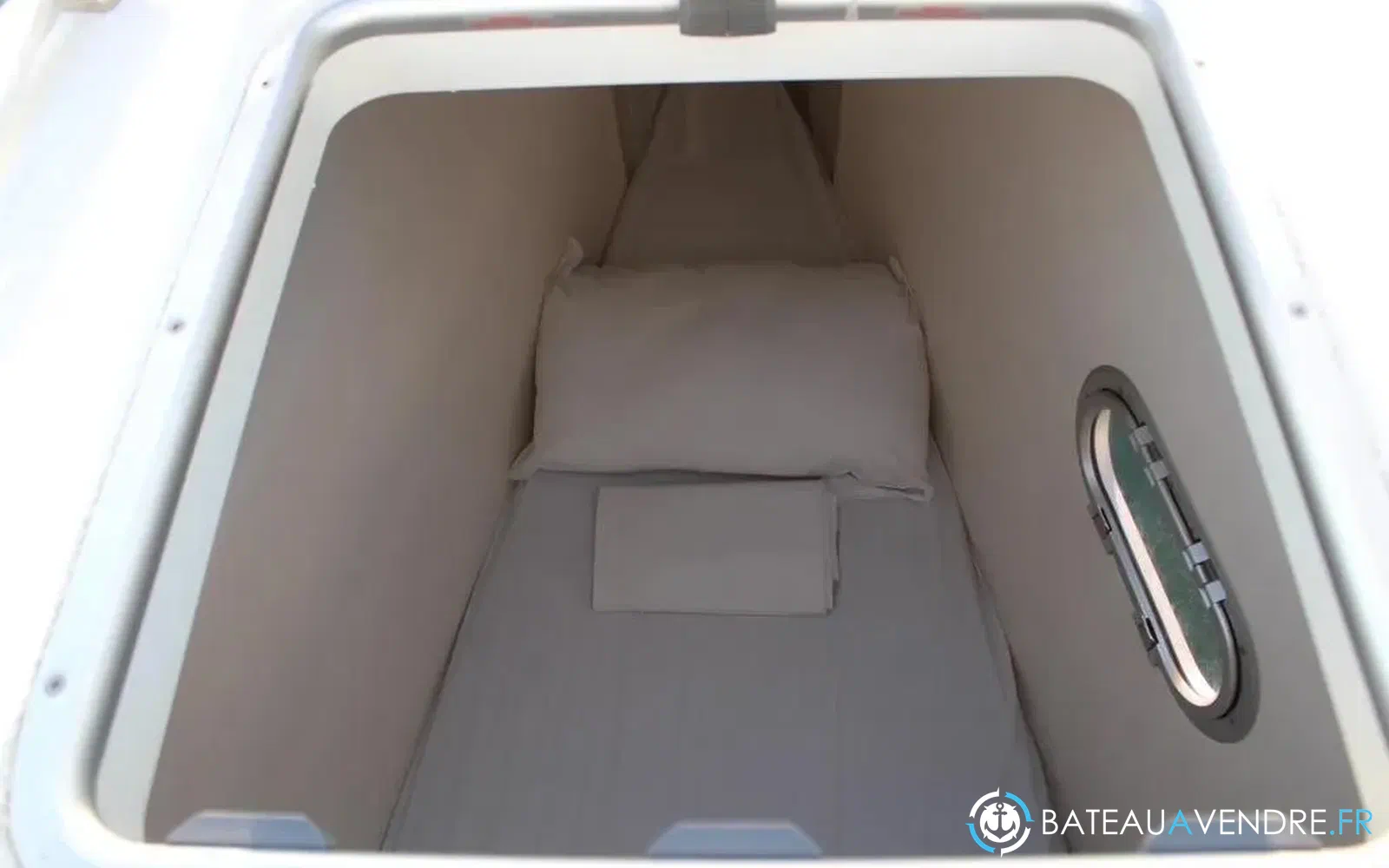slider 30 Fountaine Pajot Saba 50