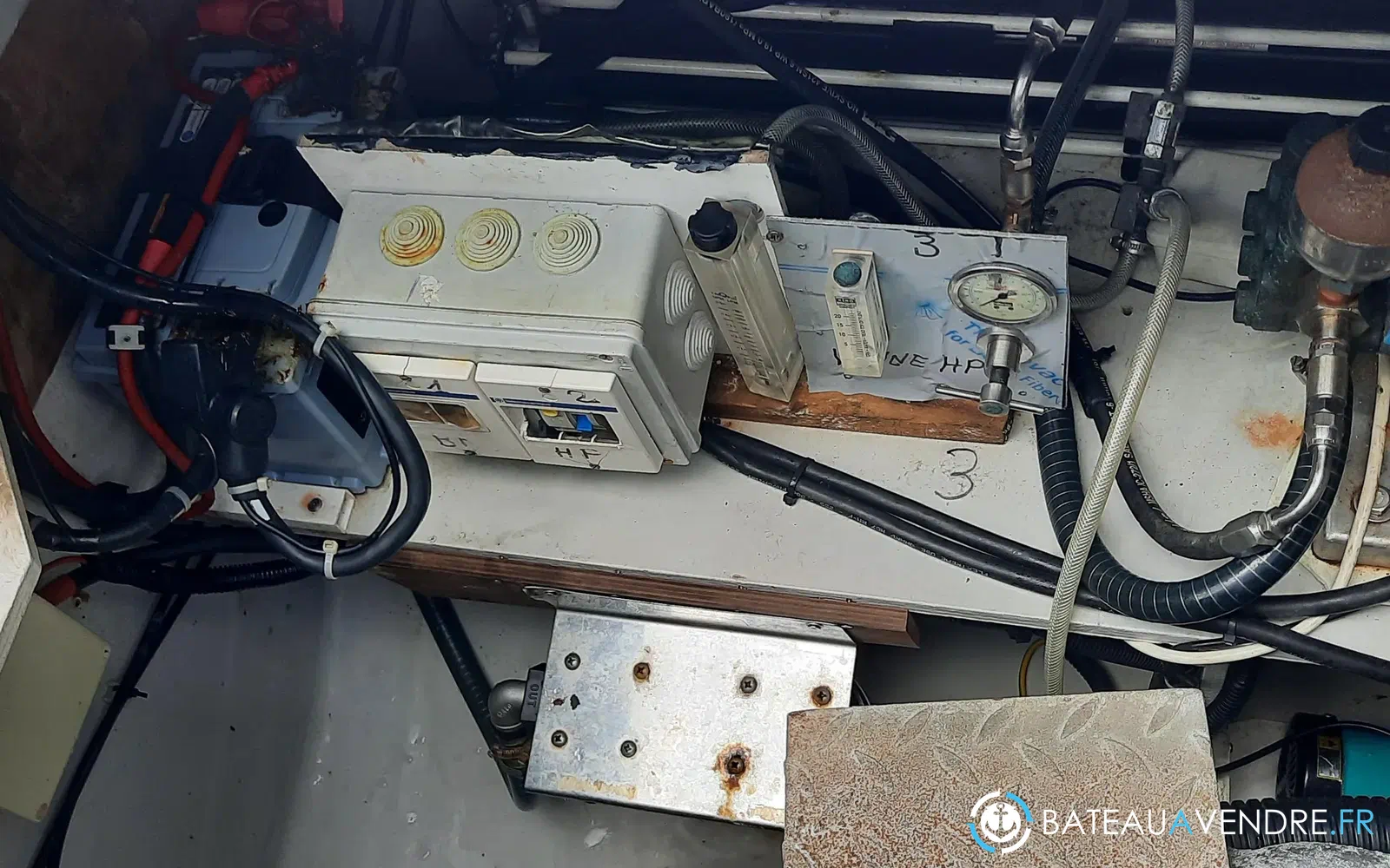 slider 38 Fountaine Pajot Saba 50
