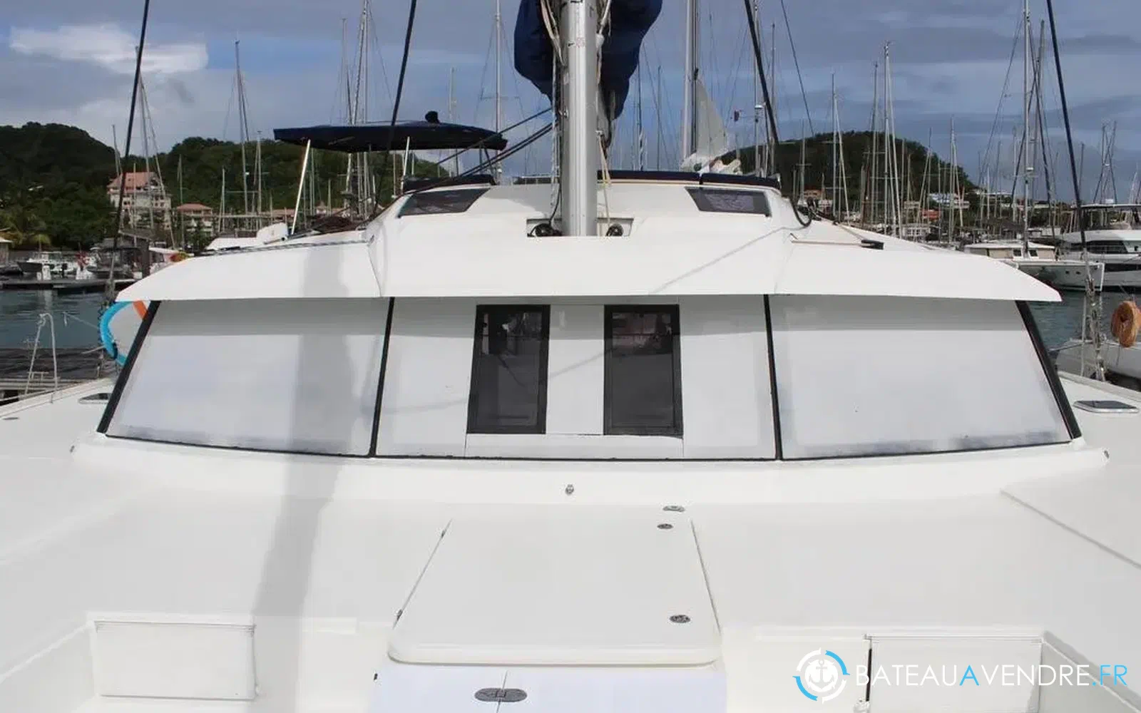 slider 8 Fountaine Pajot Saba 50