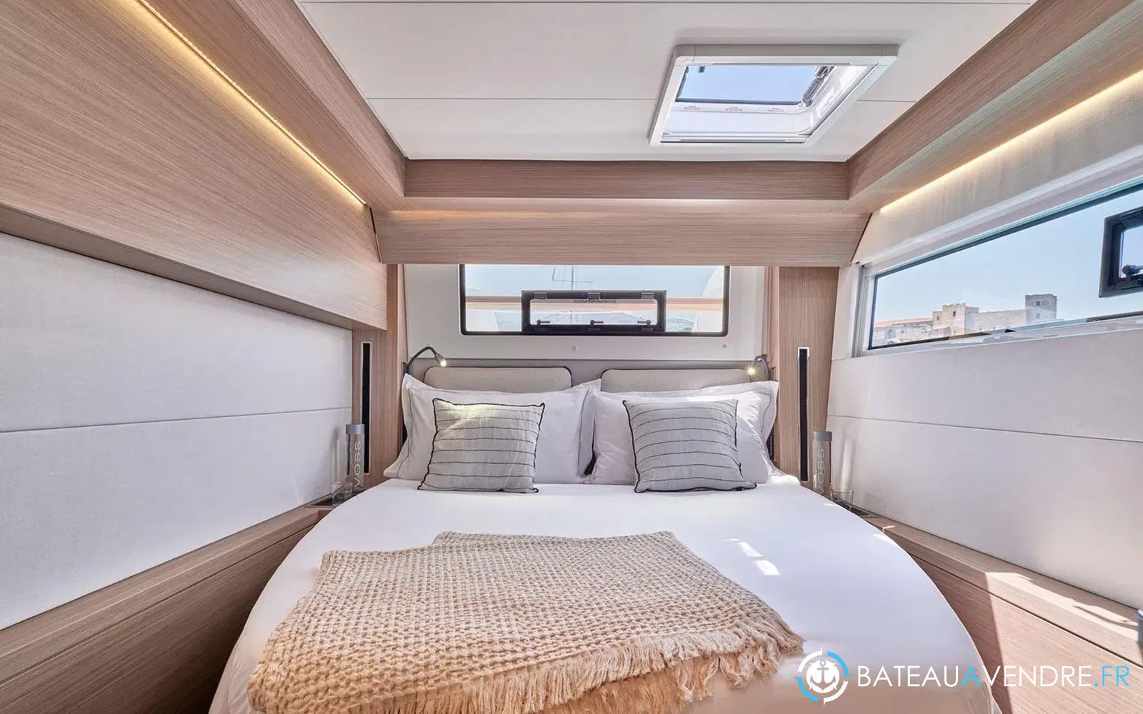 slider 4 Lagoon 51